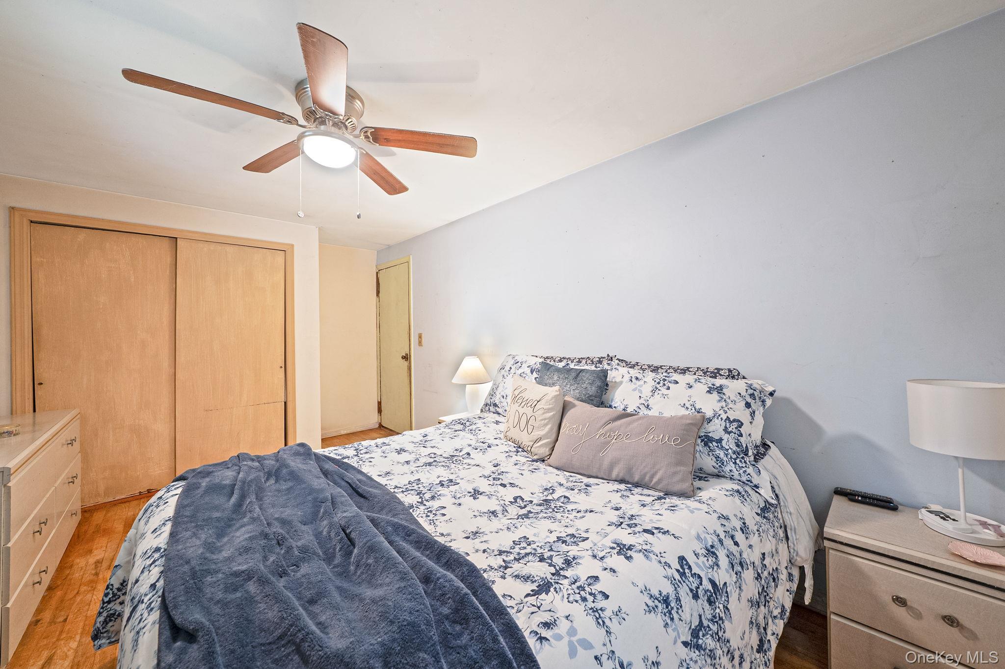 Single Family Foxcroft Lane Suffolk County, NY 11772, MLS-1039055-8