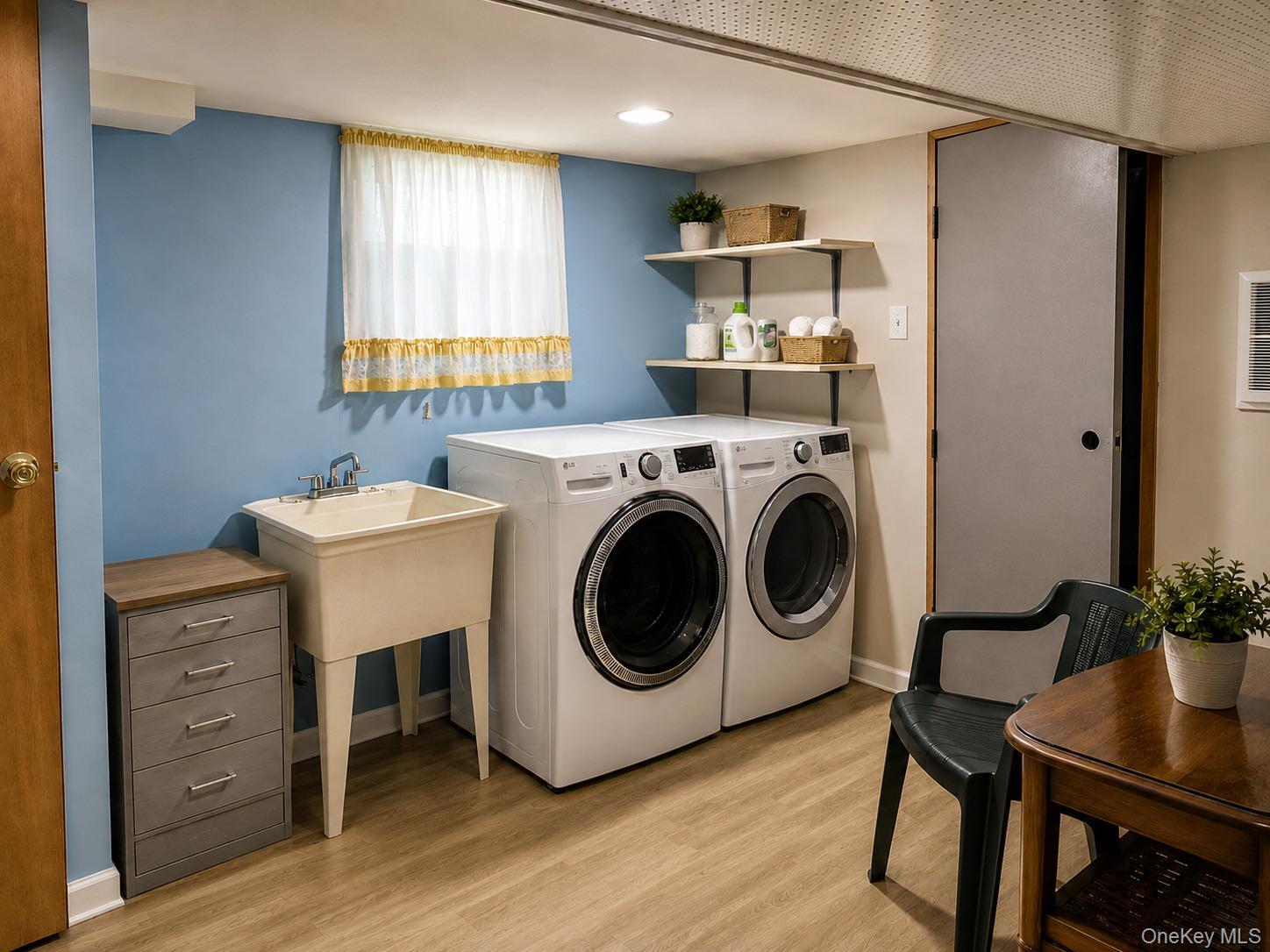 Single Family 141st Avenue Queens, NY 11413, MLS-1039057-13