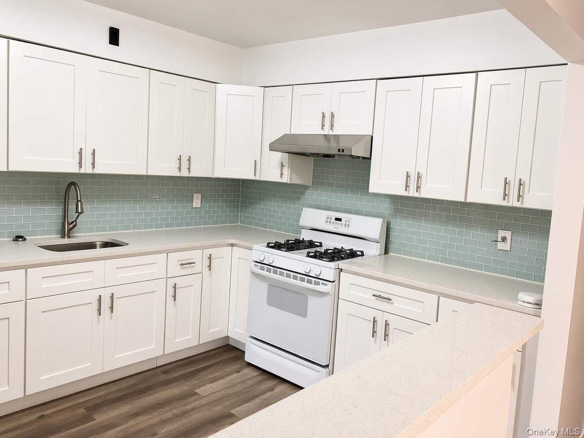 Single Family 101st Avenue Queens, NY 11416, MLS-1039077-14