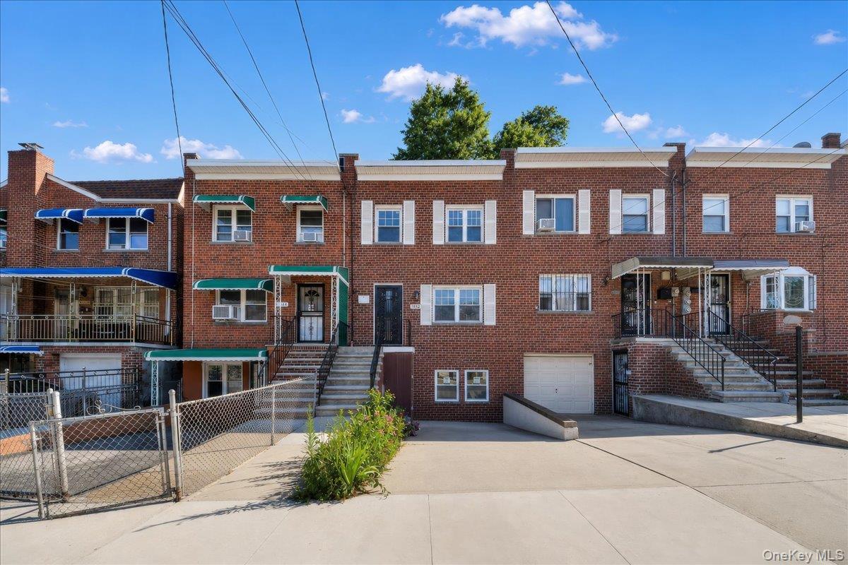 Single Family E 227th Street  Bronx, NY 10466, MLS-1039093-30