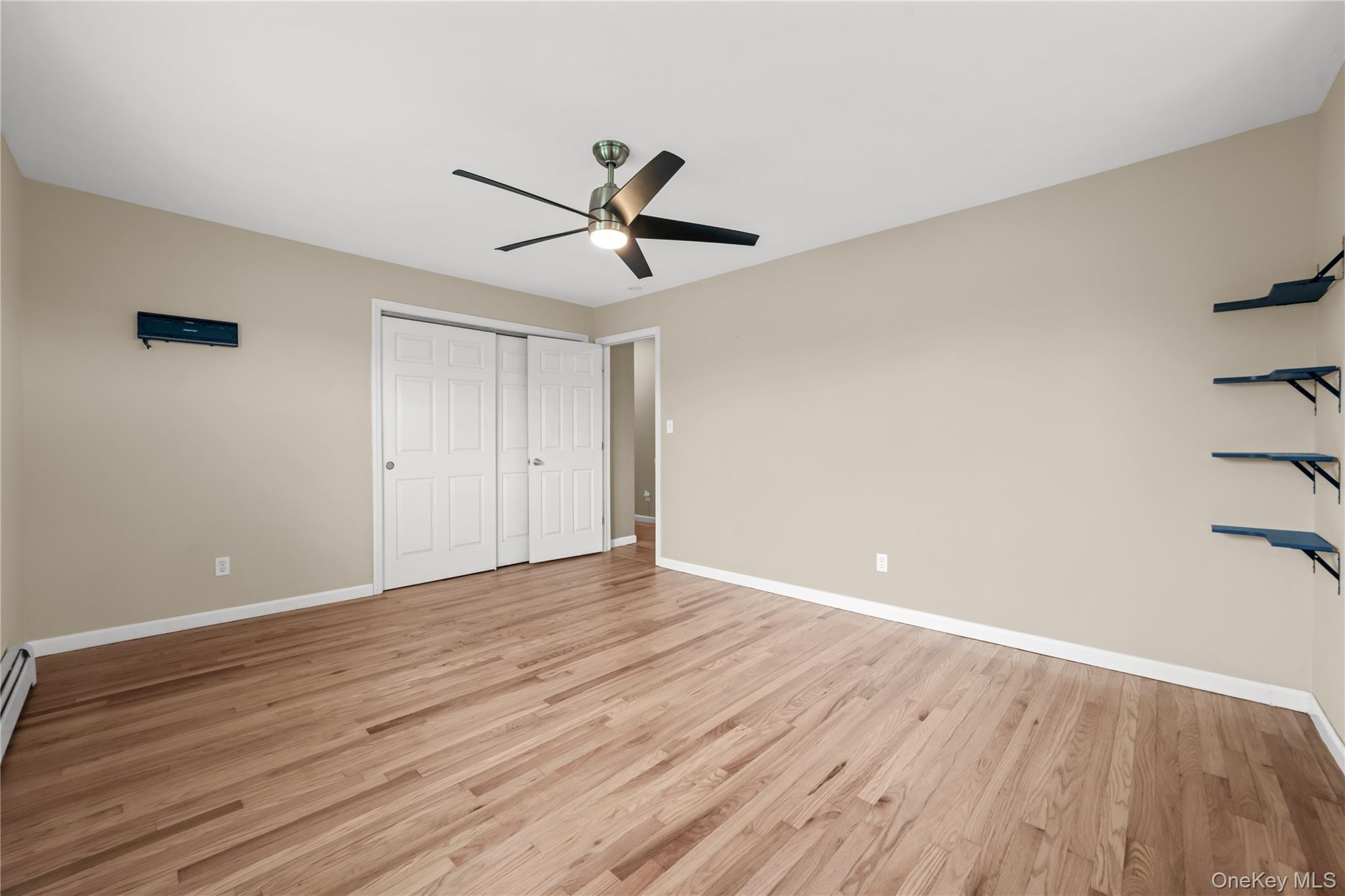 Single Family S Bayview Avenue  Suffolk County, NY 11701, MLS-1039096-16