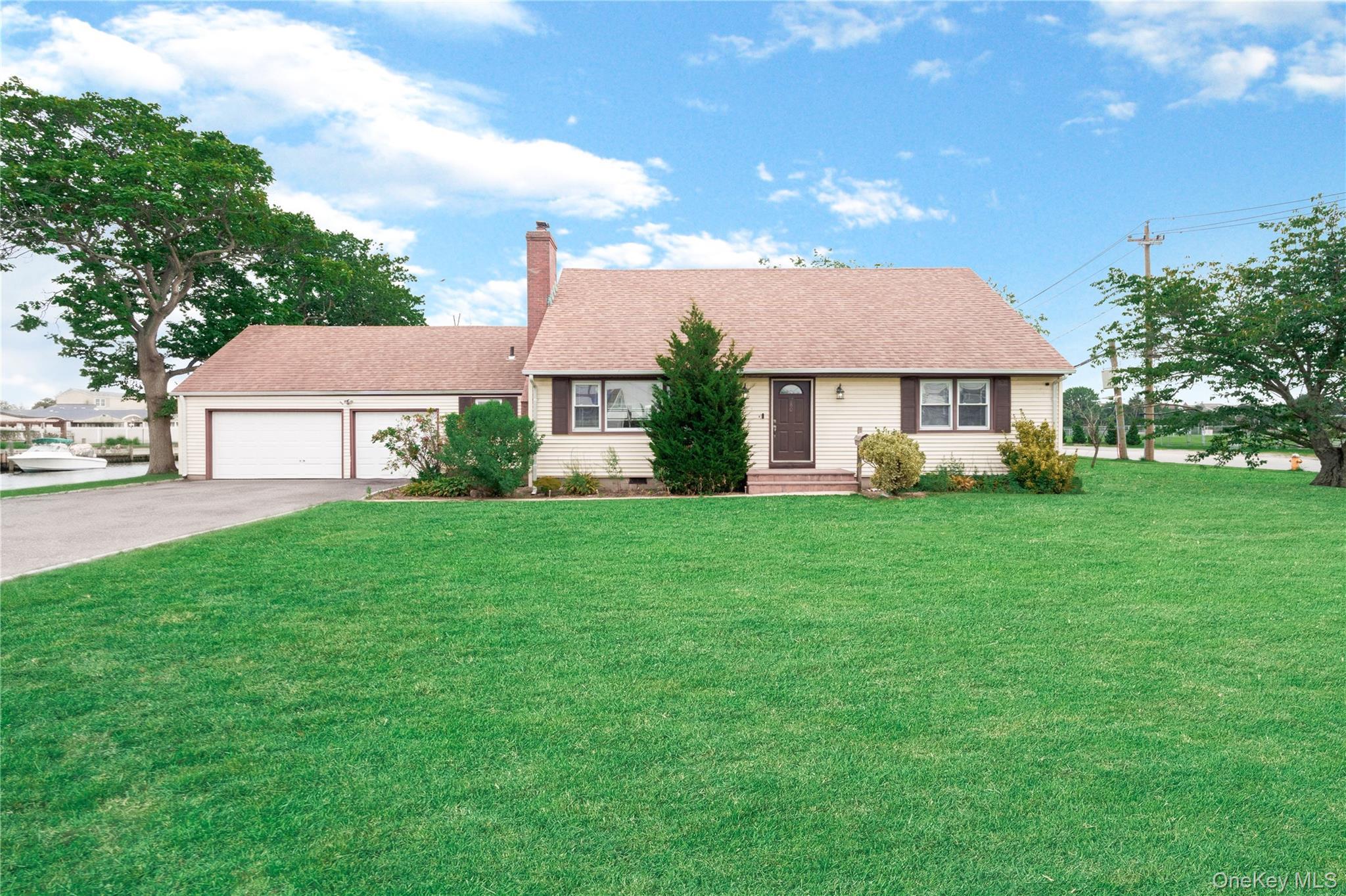 Single Family S Bayview Avenue  Suffolk County, NY 11701, MLS-1039096-2