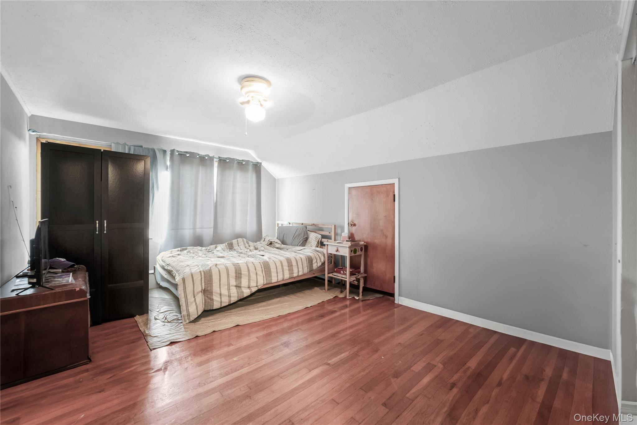 Single Family S Bayview Avenue  Suffolk County, NY 11701, MLS-1039096-23