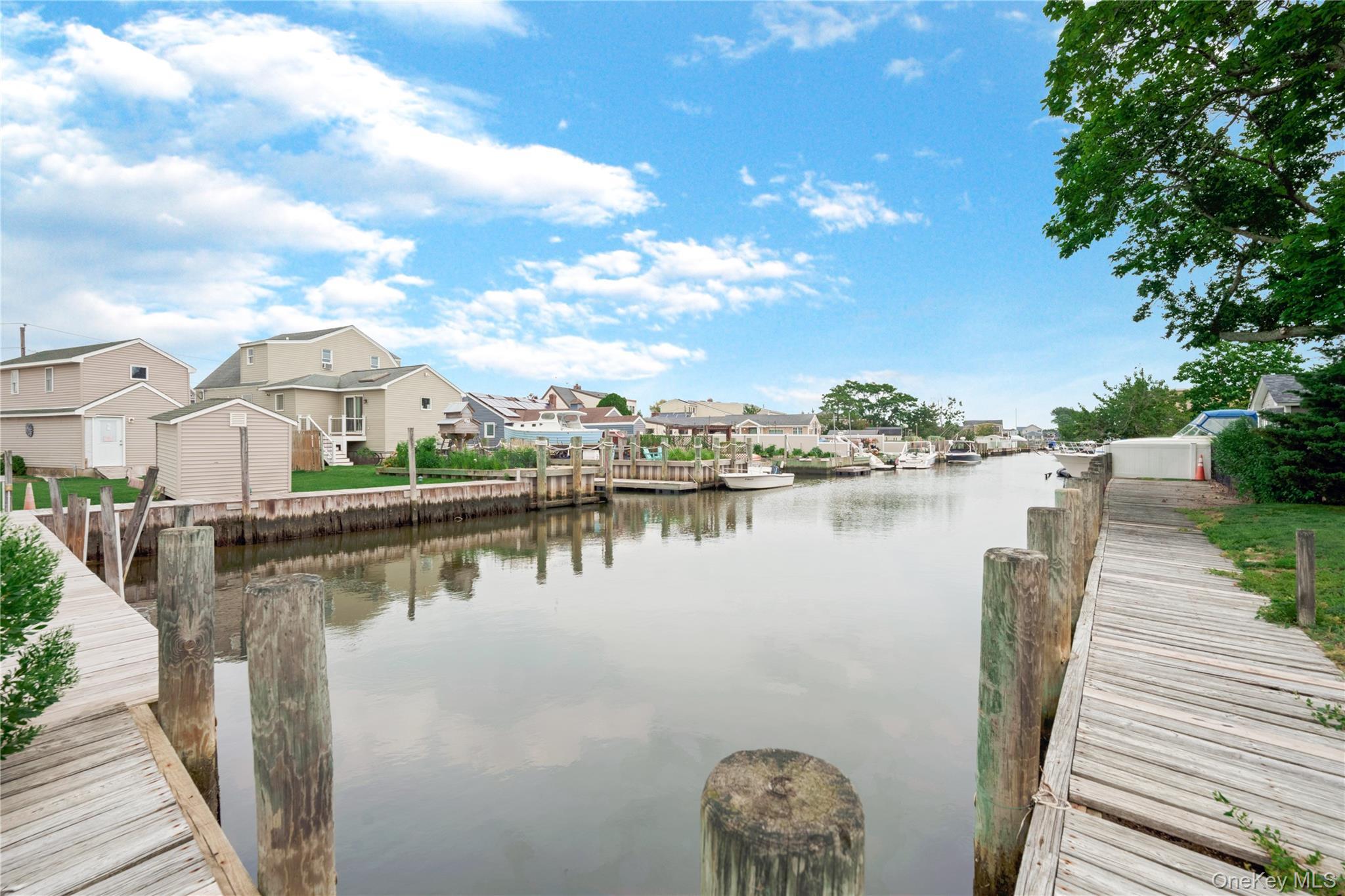 Single Family S Bayview Avenue  Suffolk County, NY 11701, MLS-1039096-31
