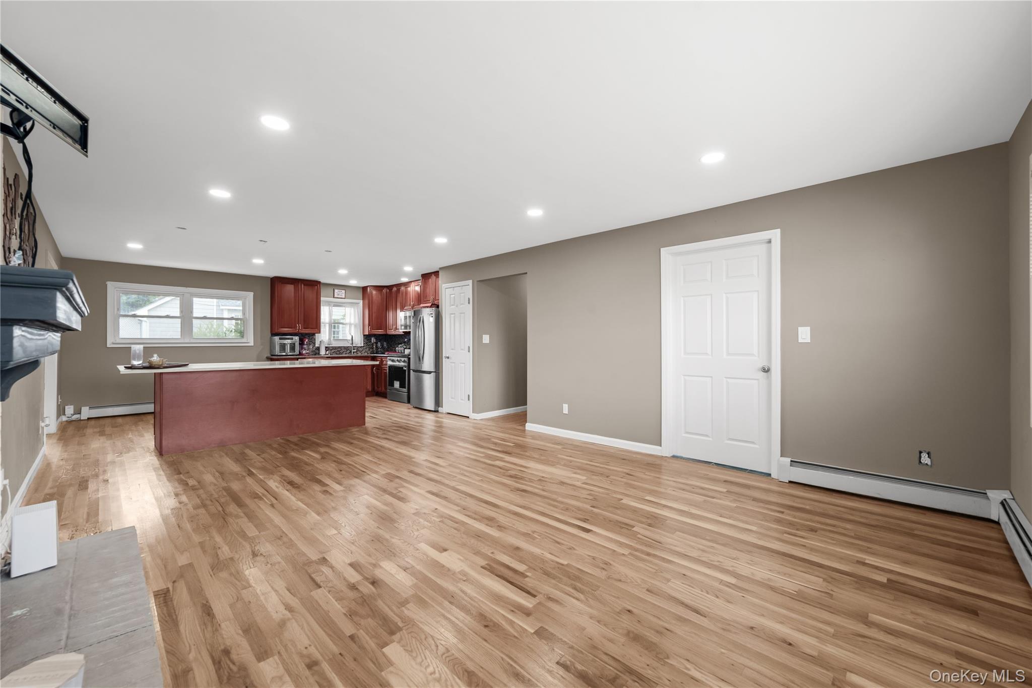 Single Family S Bayview Avenue  Suffolk County, NY 11701, MLS-1039096-6