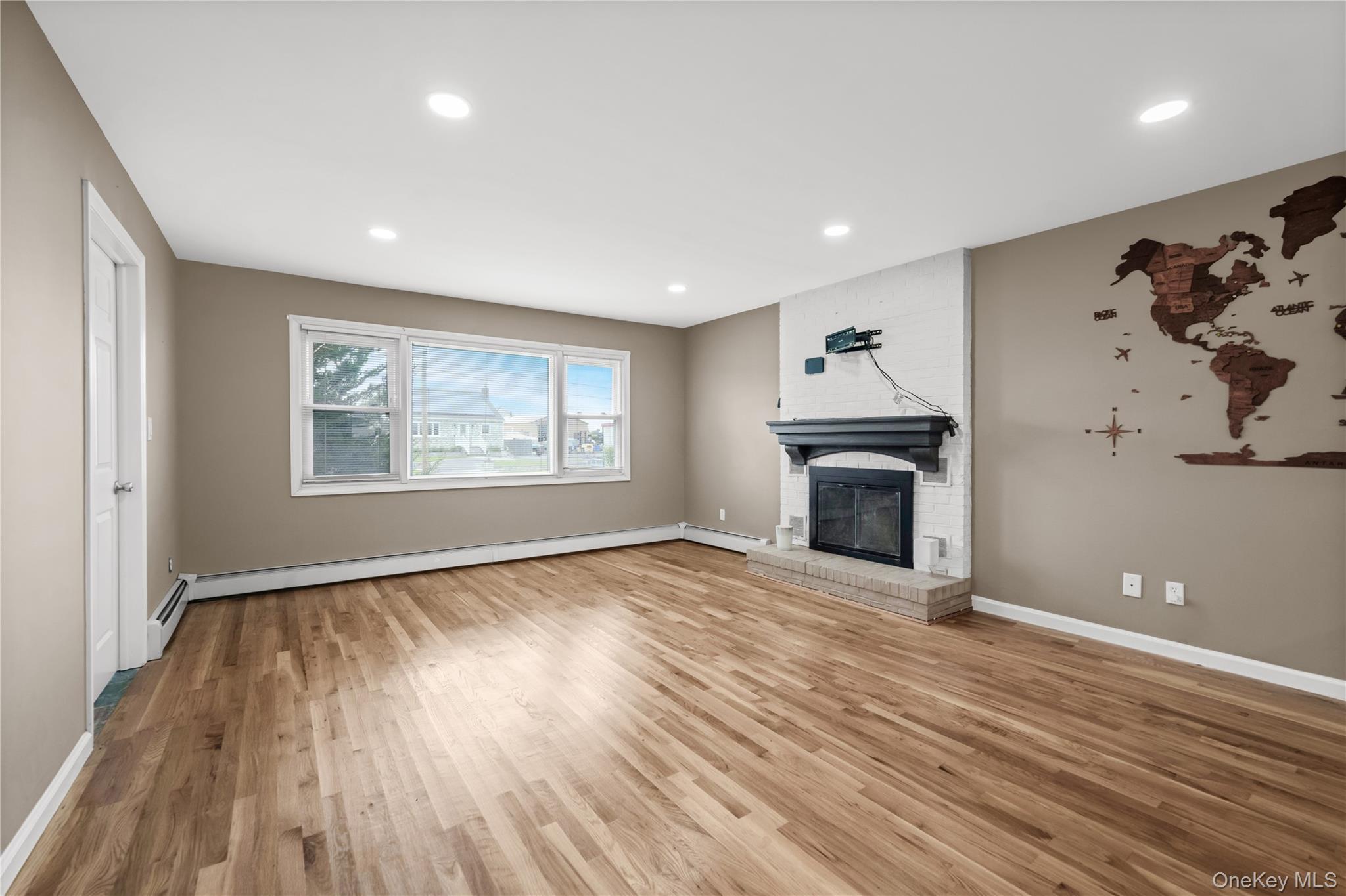 Single Family S Bayview Avenue  Suffolk County, NY 11701, MLS-1039096-7