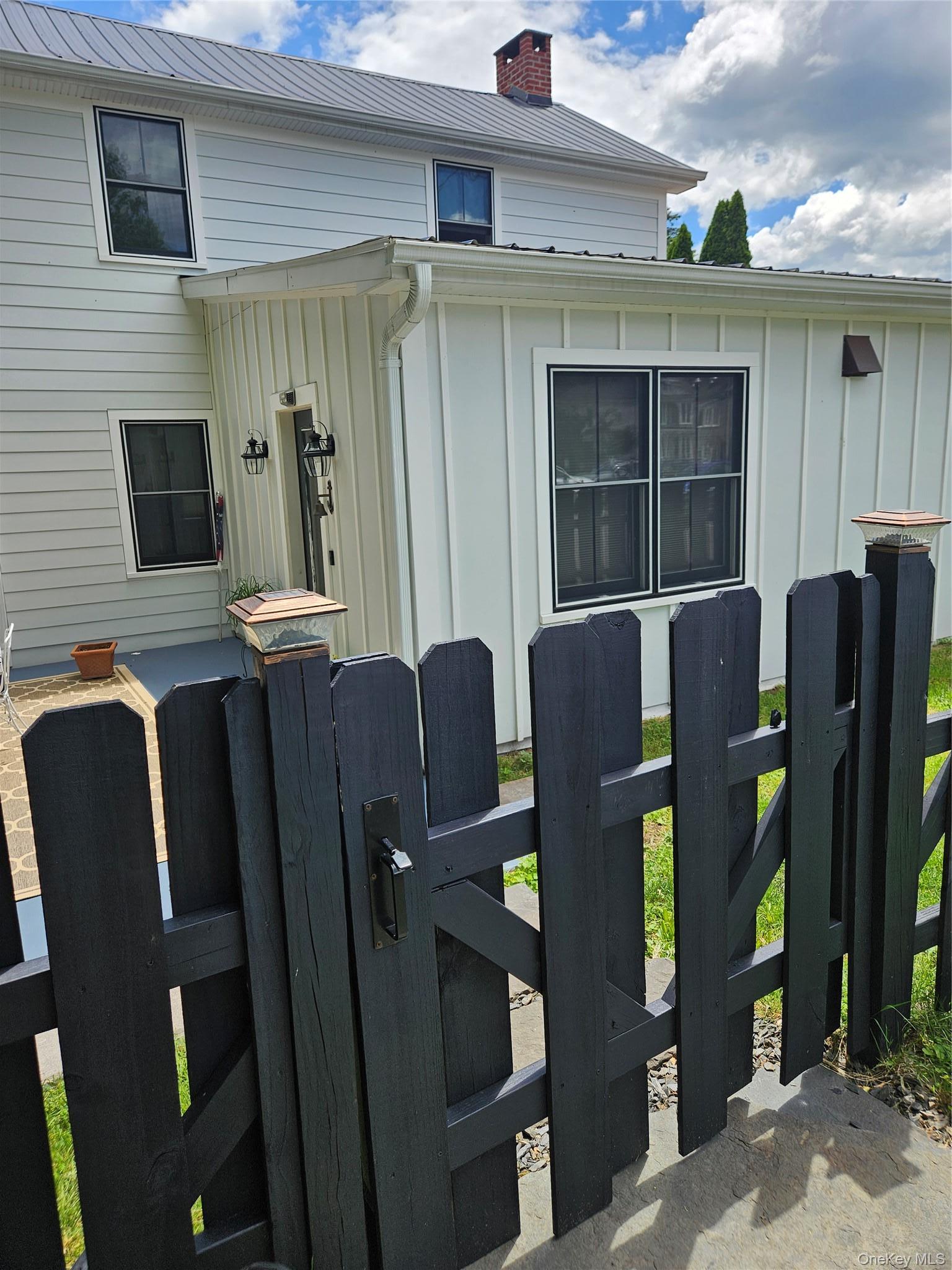Single Family N Washington Street  Greene County, NY 12015, MLS-1039097-17