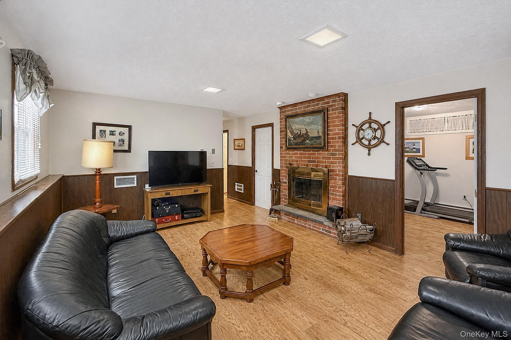 Single Family Pinewood Sherman,  Ct Shores  Out Of Area, NY 06784, MLS-1039109-21