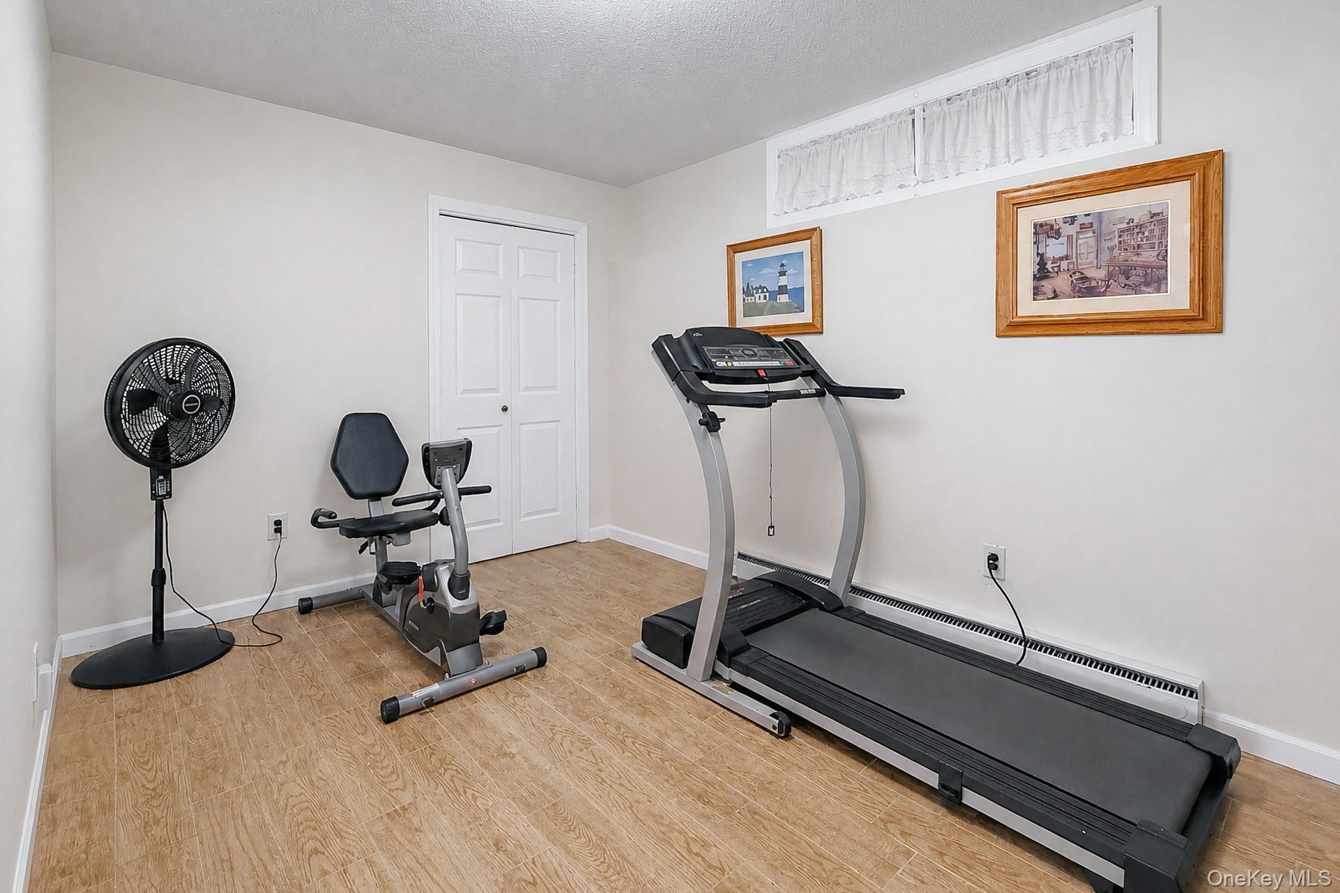Single Family Pinewood Sherman,  Ct Shores  Out Of Area, NY 06784, MLS-1039109-24