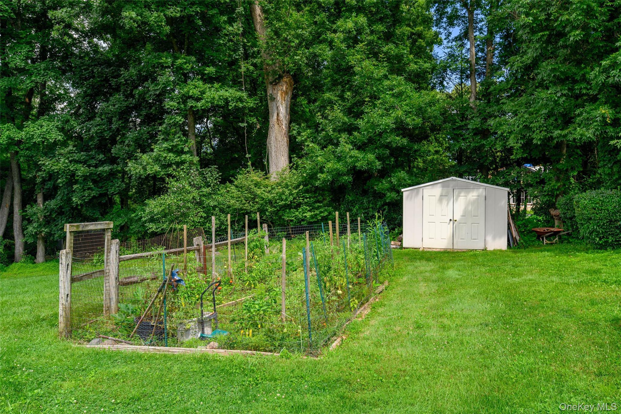 Single Family Pinewood Sherman,  Ct Shores  Out Of Area, NY 06784, MLS-1039109-26