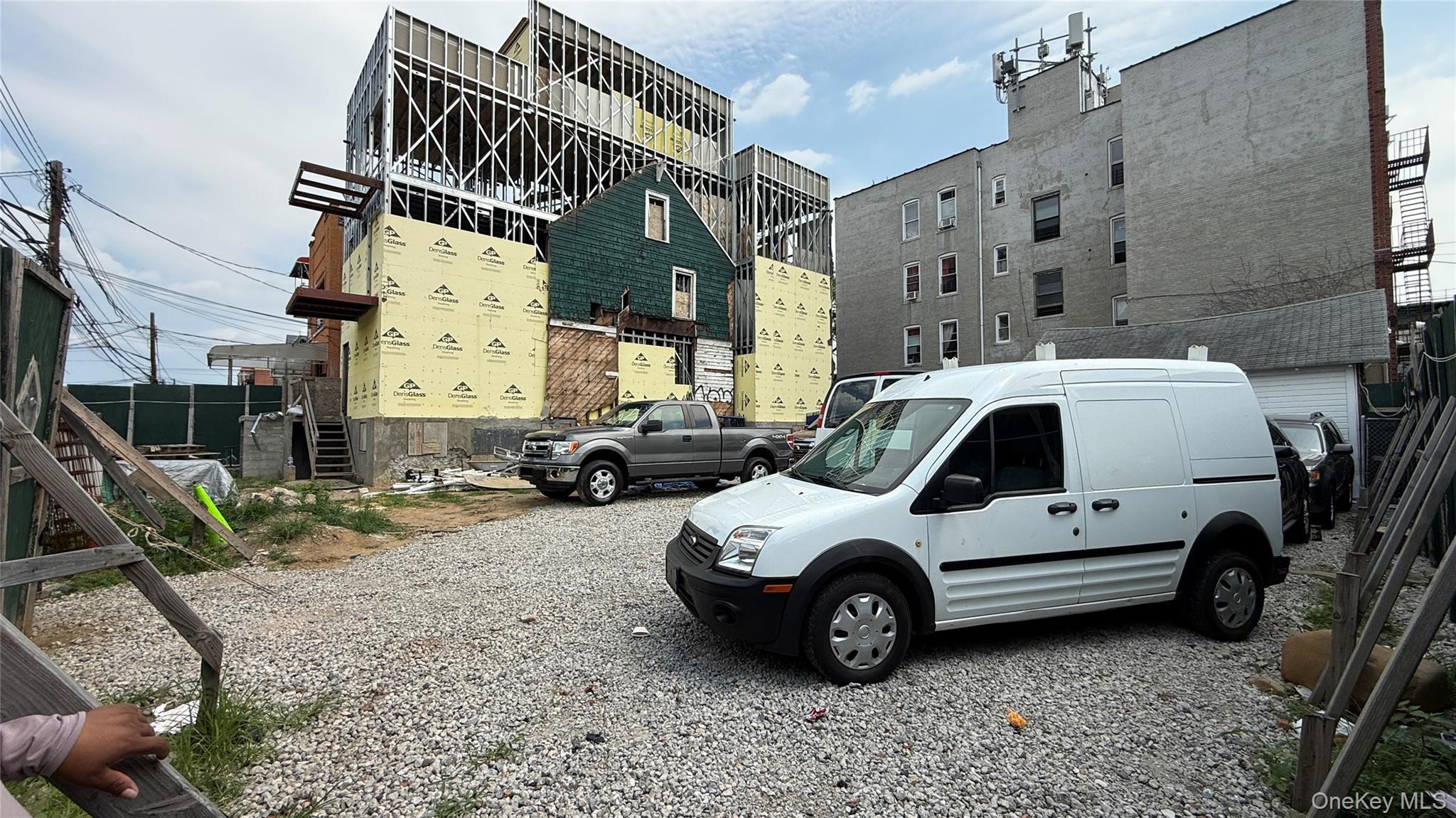 Single Family 39th Avenue  Queens, NY 11368, MLS-1039116-2