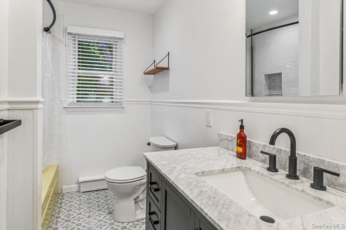 Single Family Belleview Avenue Suffolk County, NY 11934, MLS-1039117-17