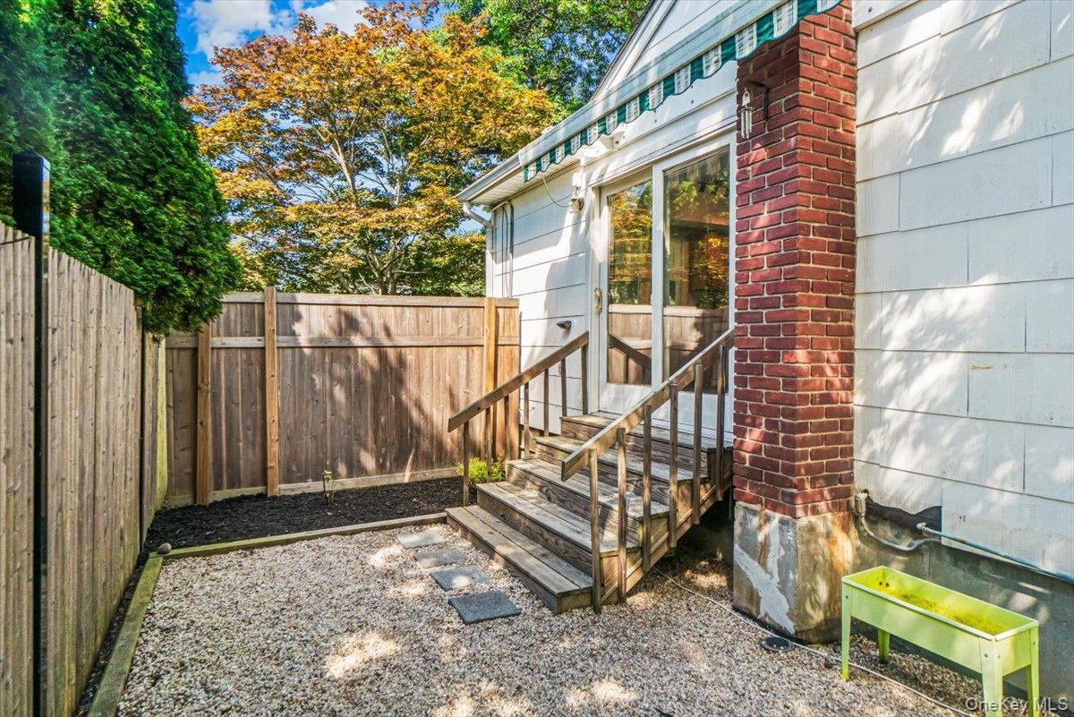 Single Family Belleview Avenue Suffolk County, NY 11934, MLS-1039117-21