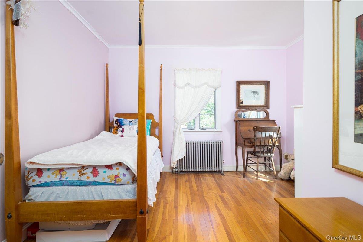 Single Family 34th Road  Queens, NY 11361, MLS-1039148-16