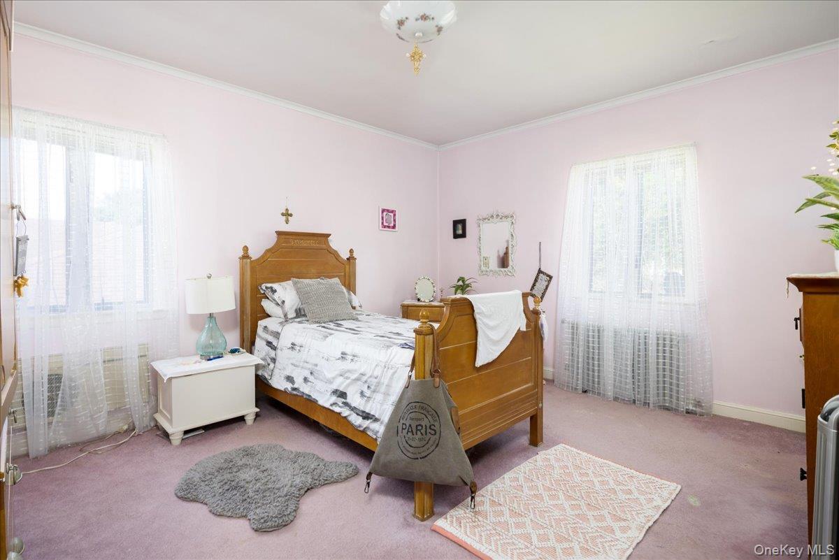 Single Family 34th Road  Queens, NY 11361, MLS-1039148-17