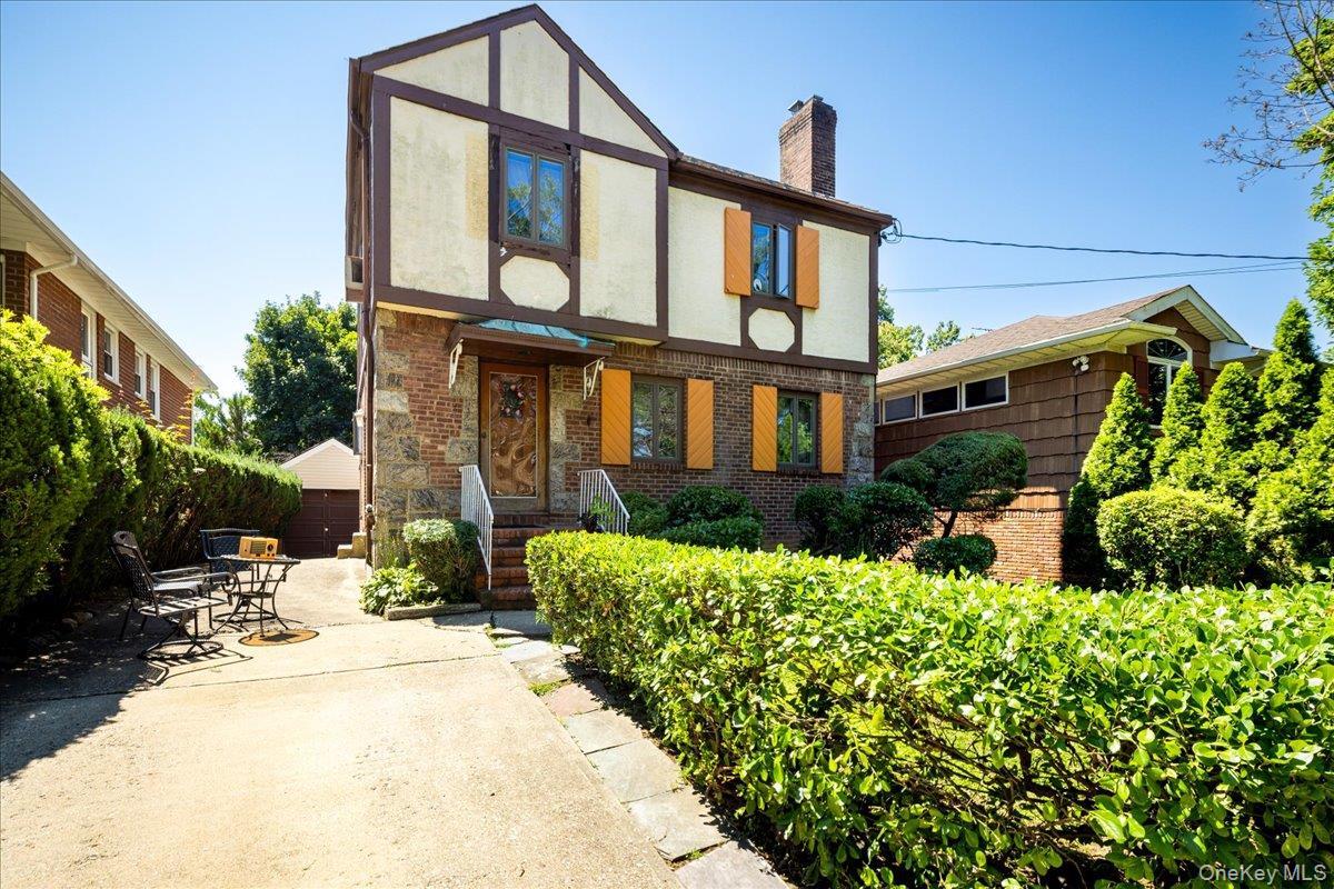 Single Family 34th Road  Queens, NY 11361, MLS-1039148-2