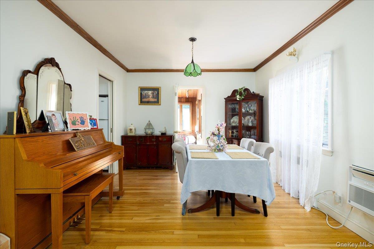 Single Family 34th Road  Queens, NY 11361, MLS-1039148-5