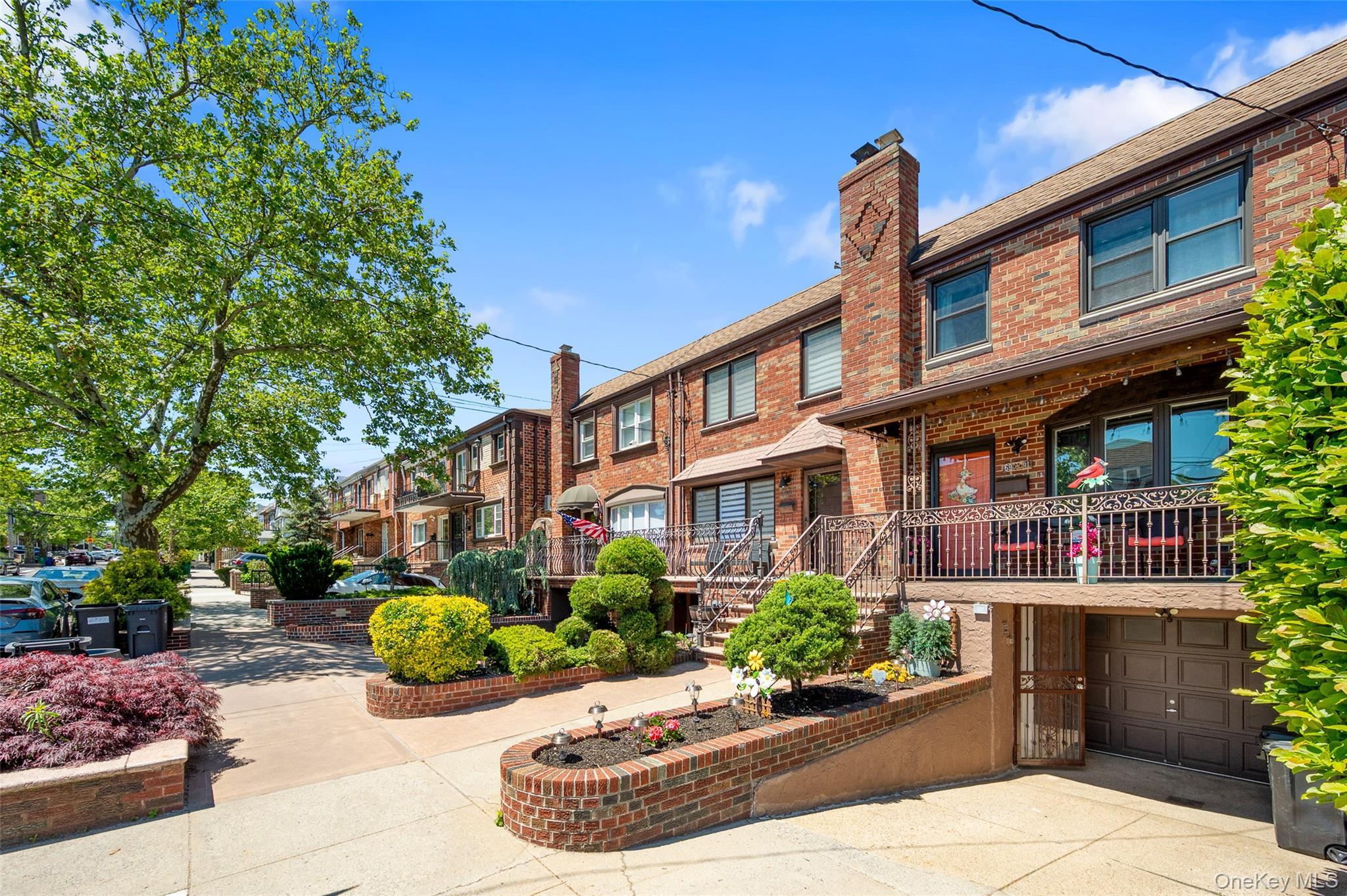 Single Family Caldwell Avenue Queens, NY 11378, MLS-1039184-21