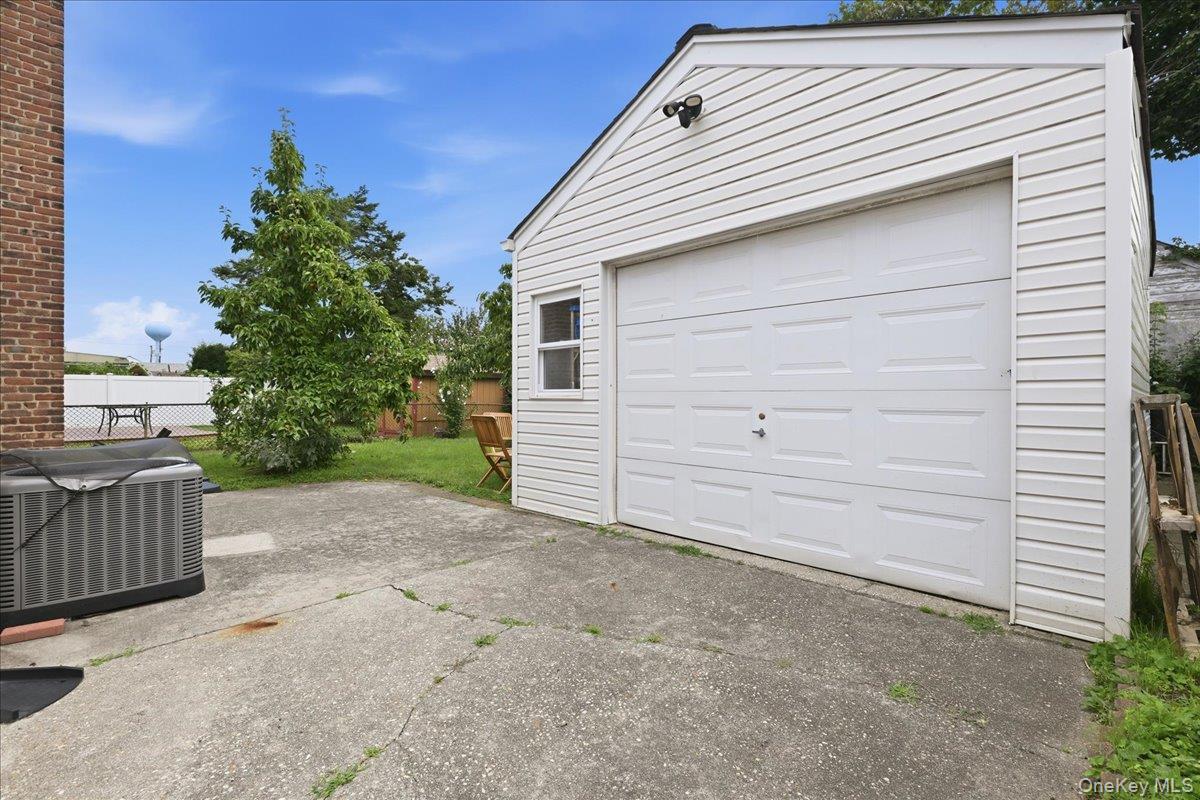 Single Family Fendale Street  Nassau County, NY 11010, MLS-1039188-30