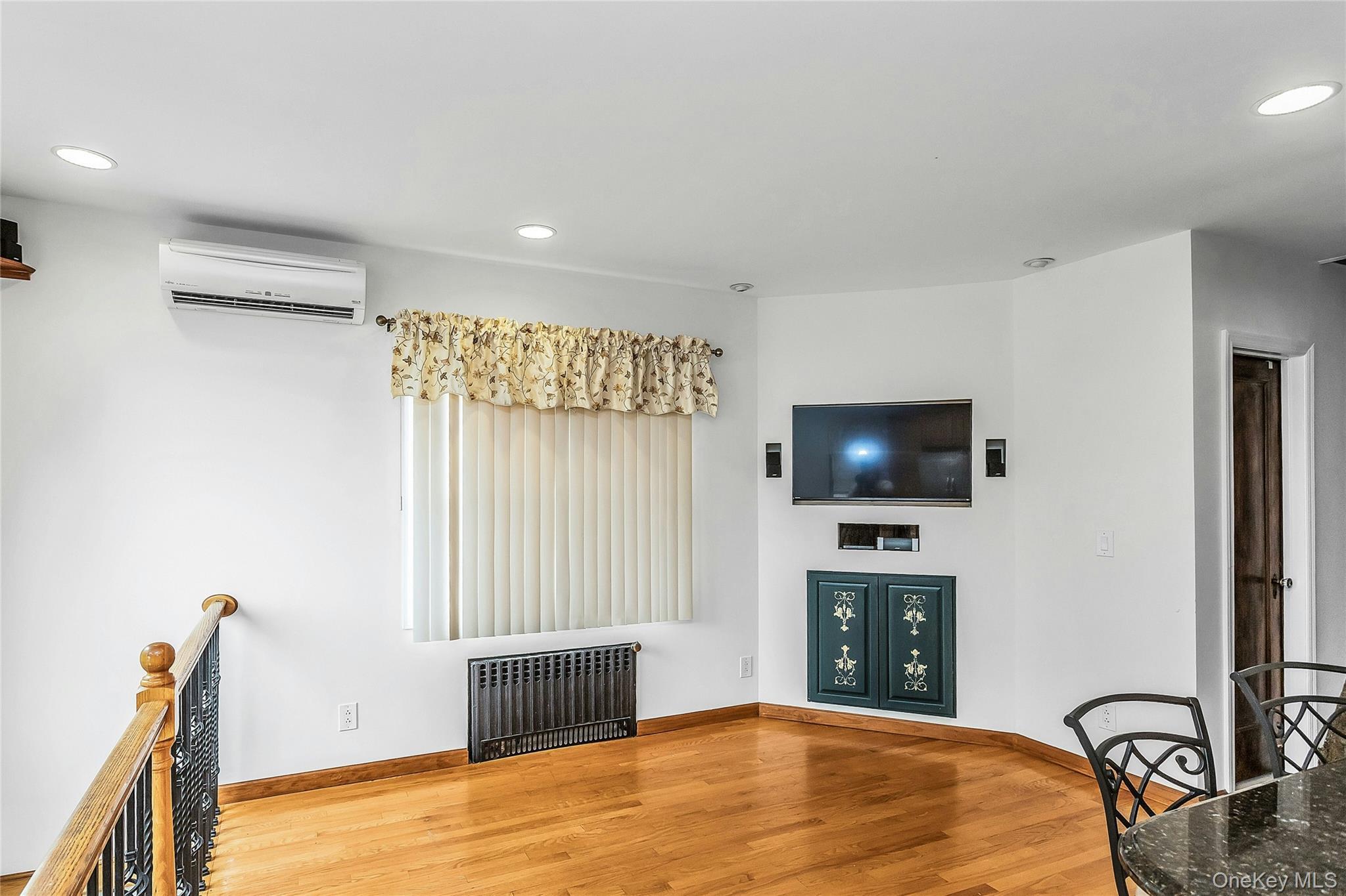 Single Family Gabriel Avenue Nassau County, NY 11010, MLS-1039241-11