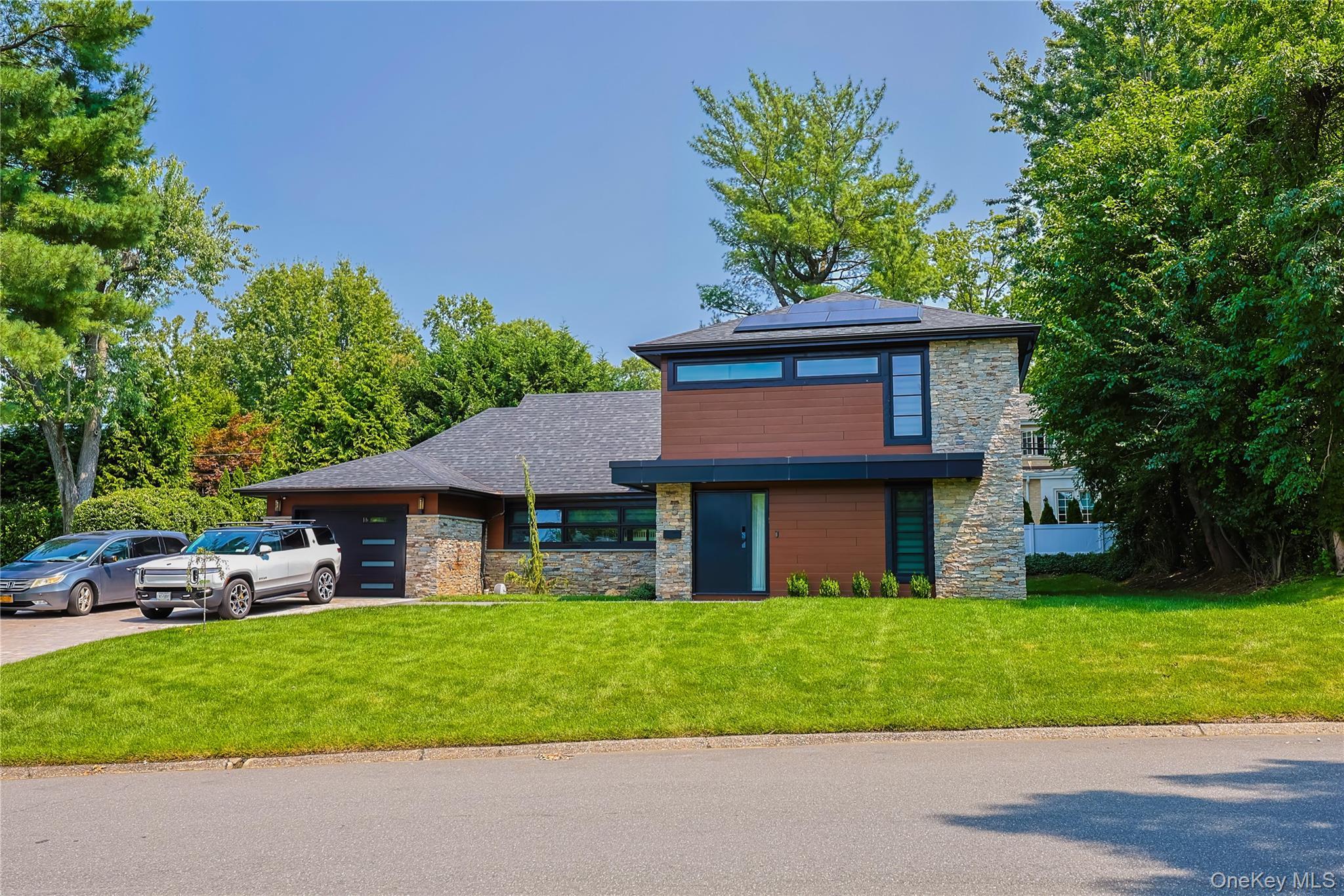 Single Family Market Lane Nassau County, NY 11020, MLS-1039273-2