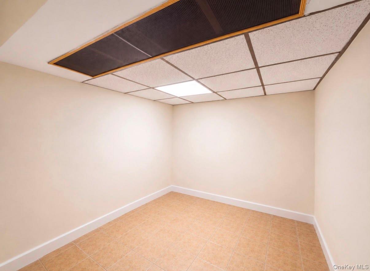 Single Family 79th Street Queens, NY 11385, MLS-1039278-12