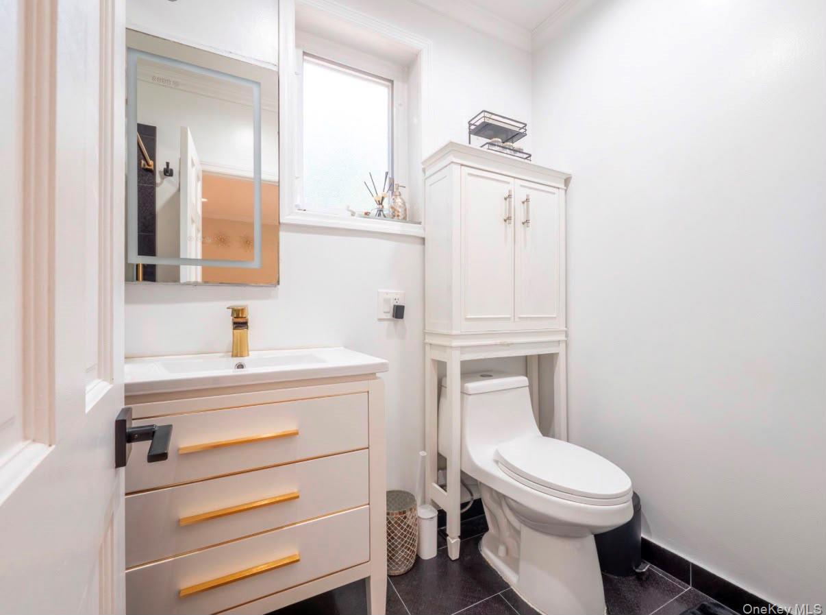 Single Family 79th Street Queens, NY 11385, MLS-1039278-5