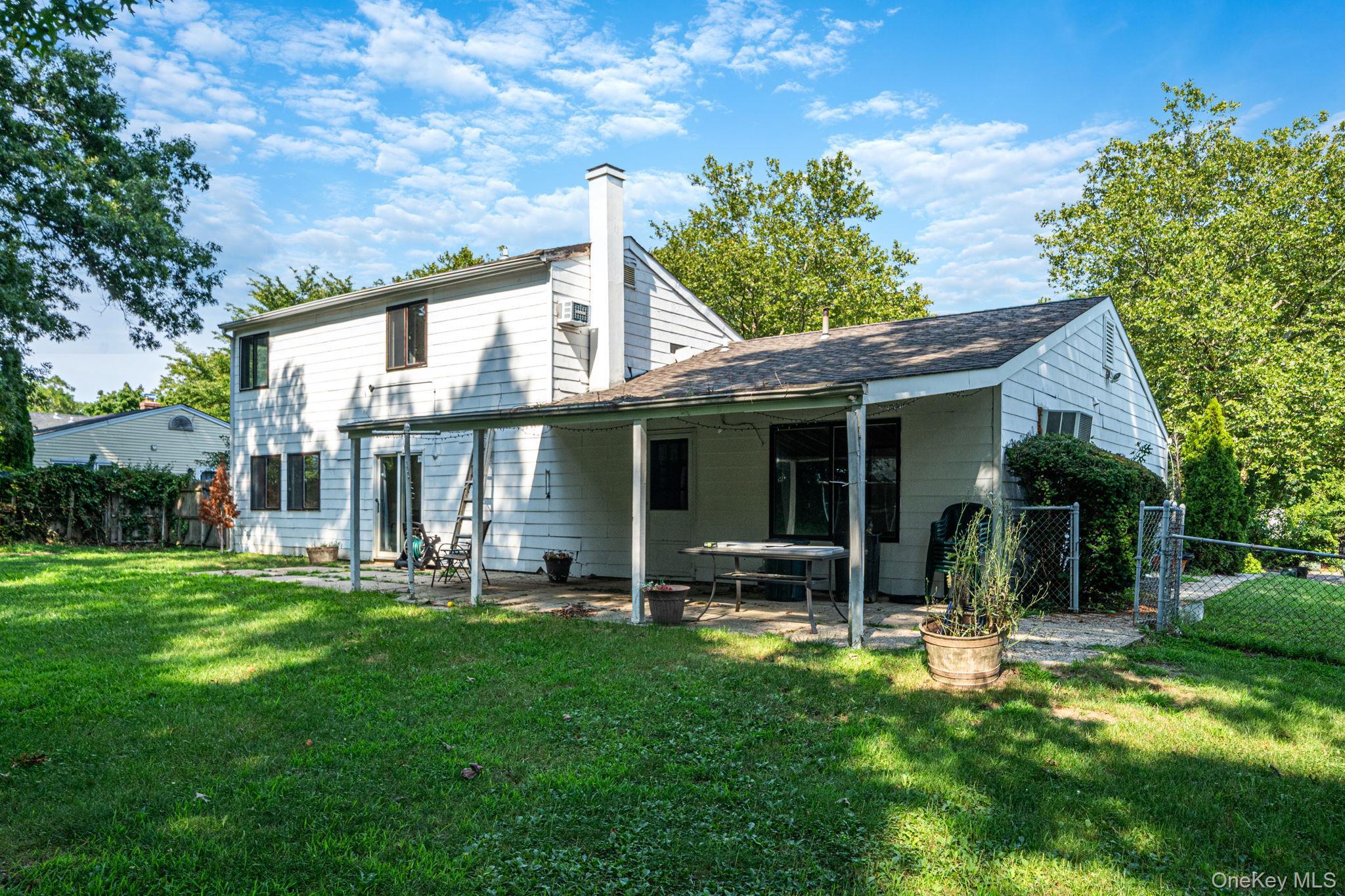 Single Family Sequoia Drive  Suffolk County, NY 11727, MLS-1039283-29