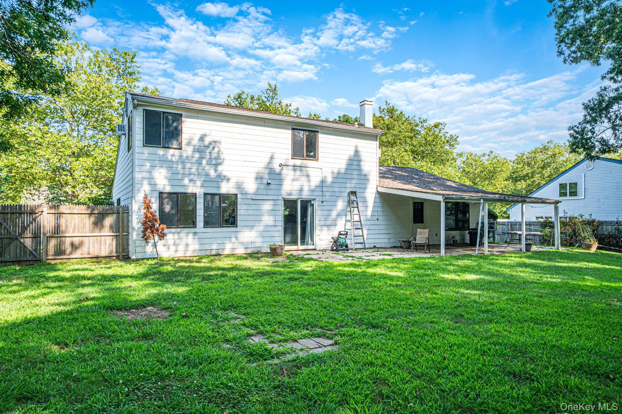 Single Family Sequoia Drive  Suffolk County, NY 11727, MLS-1039283-31