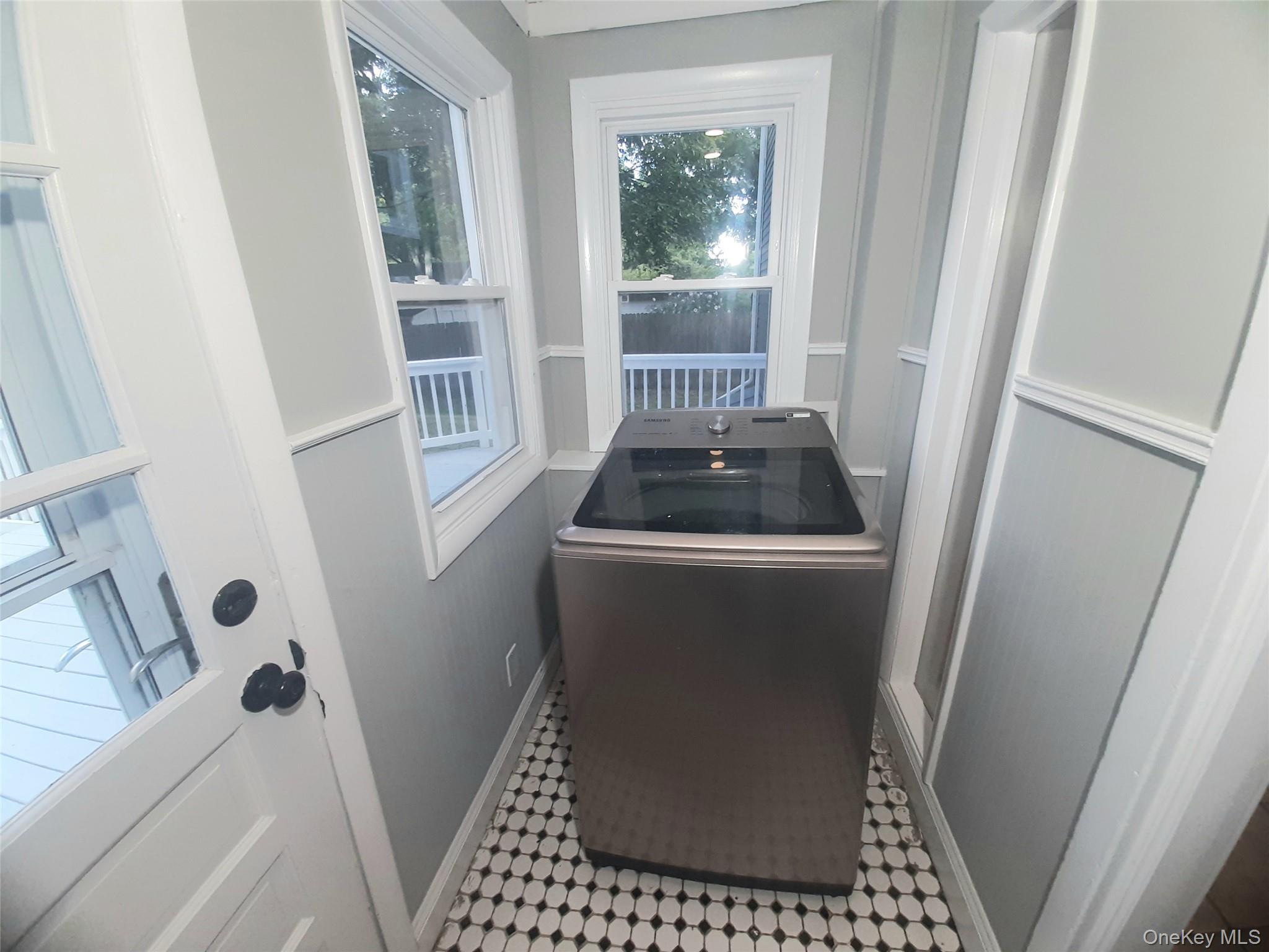 Single Family Old Post Road  Dutchess County, NY 12580, MLS-1039293-16