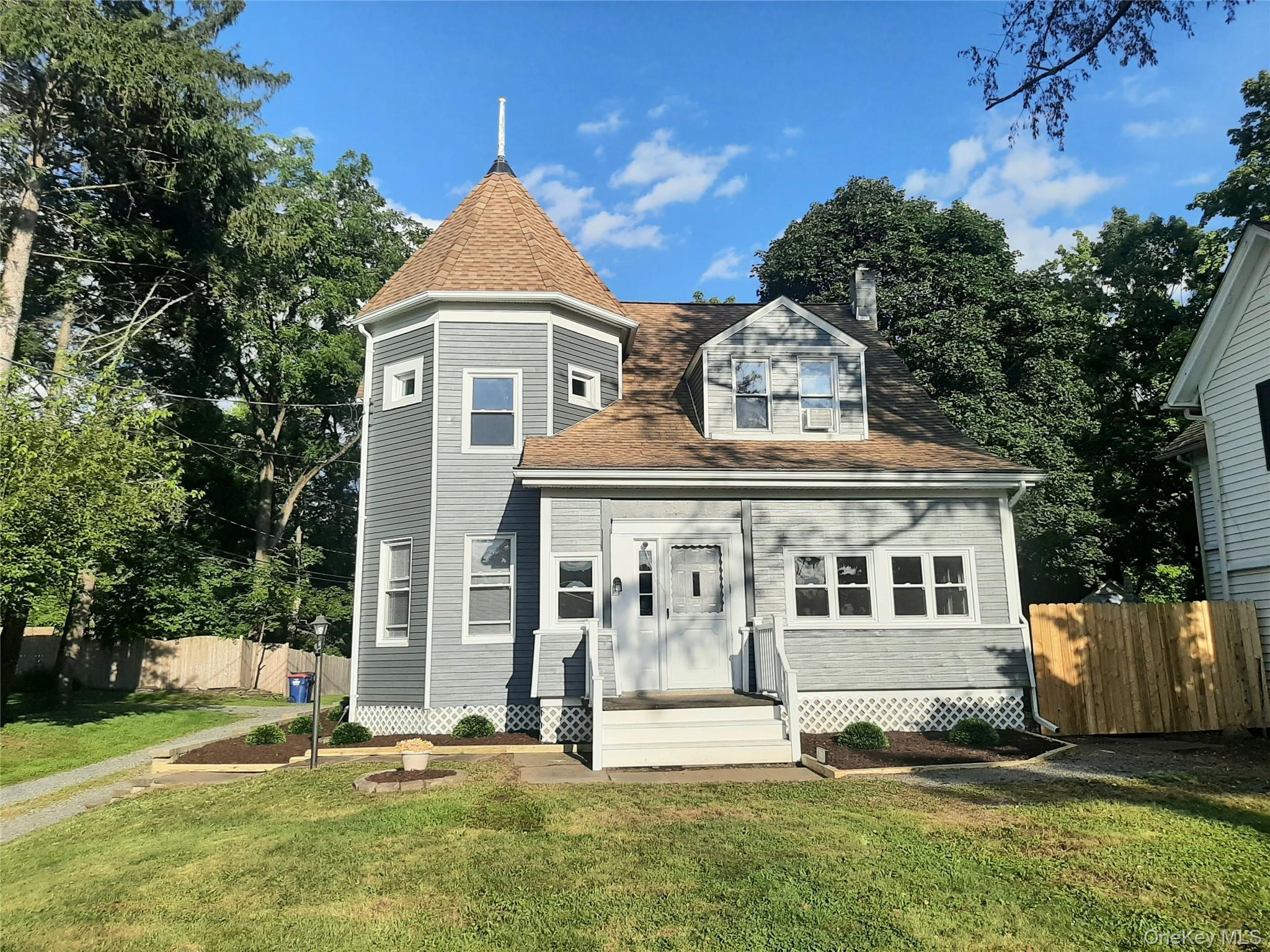Single Family Old Post Road  Dutchess County, NY 12580, MLS-1039293-2