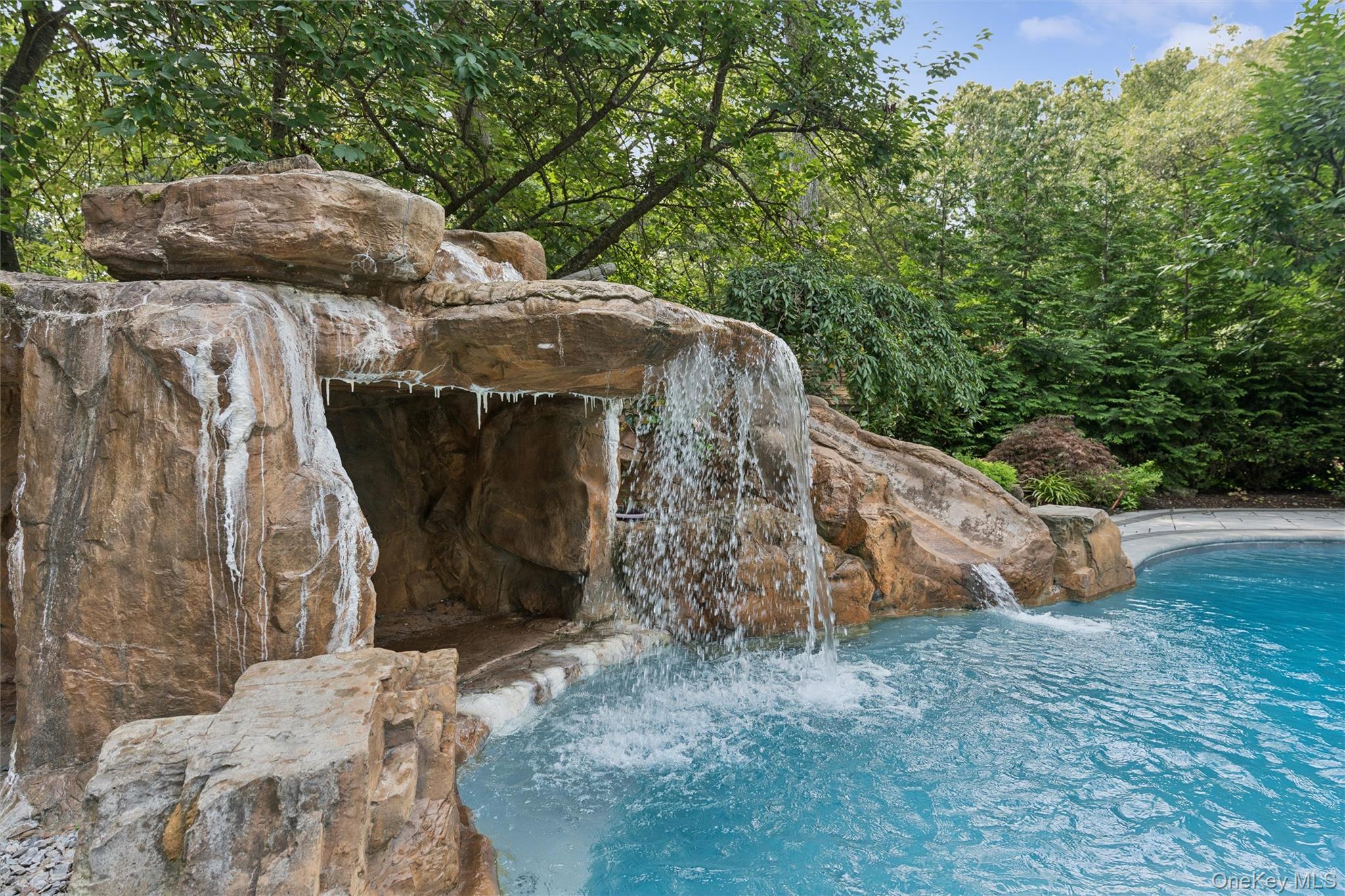 Single Family Riverview Terrace  Suffolk County, NY 11787, MLS-1039294-37