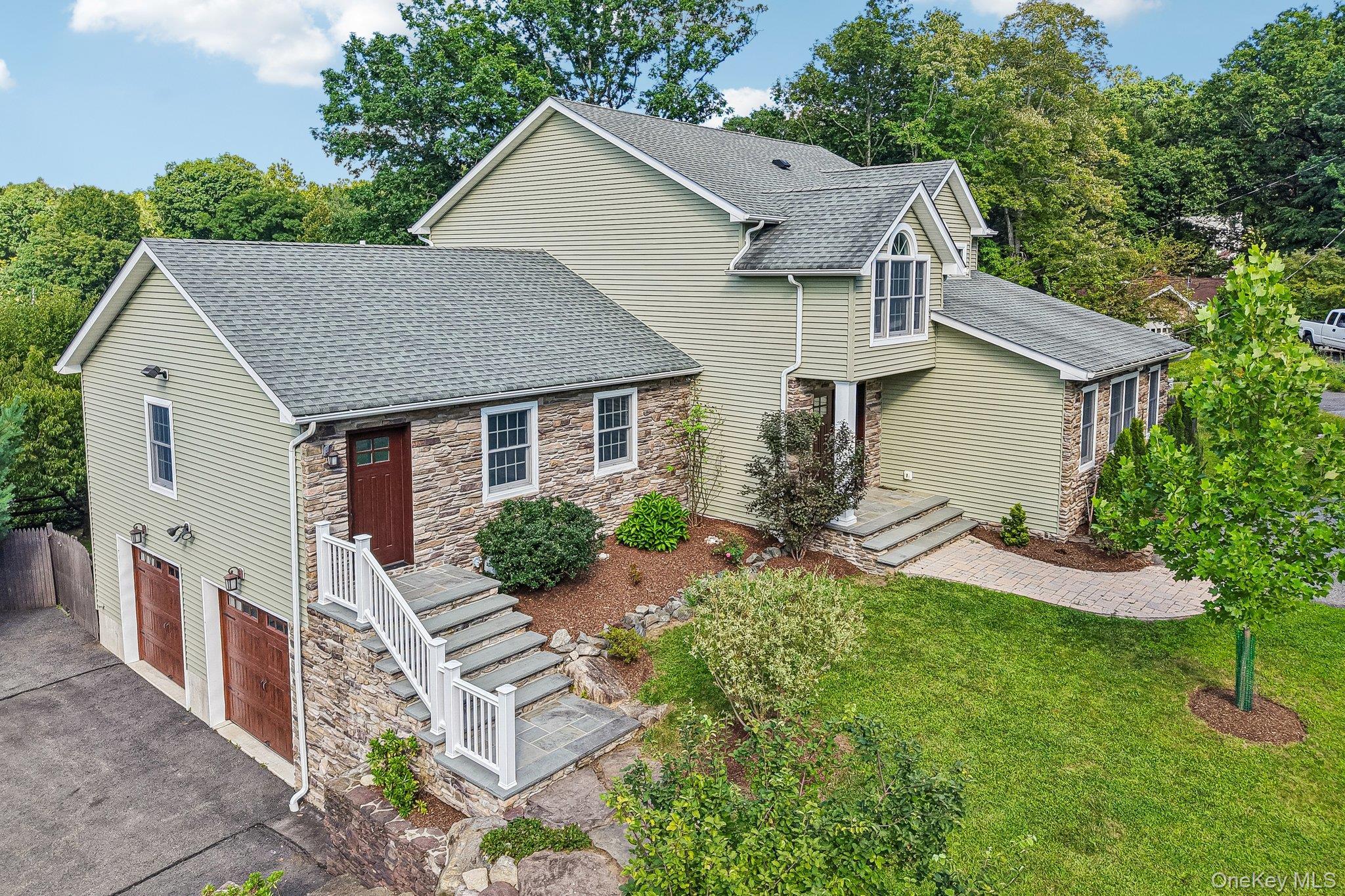 Single Family Ann Place  Rockland County, NY 10974, MLS-1039296-16
