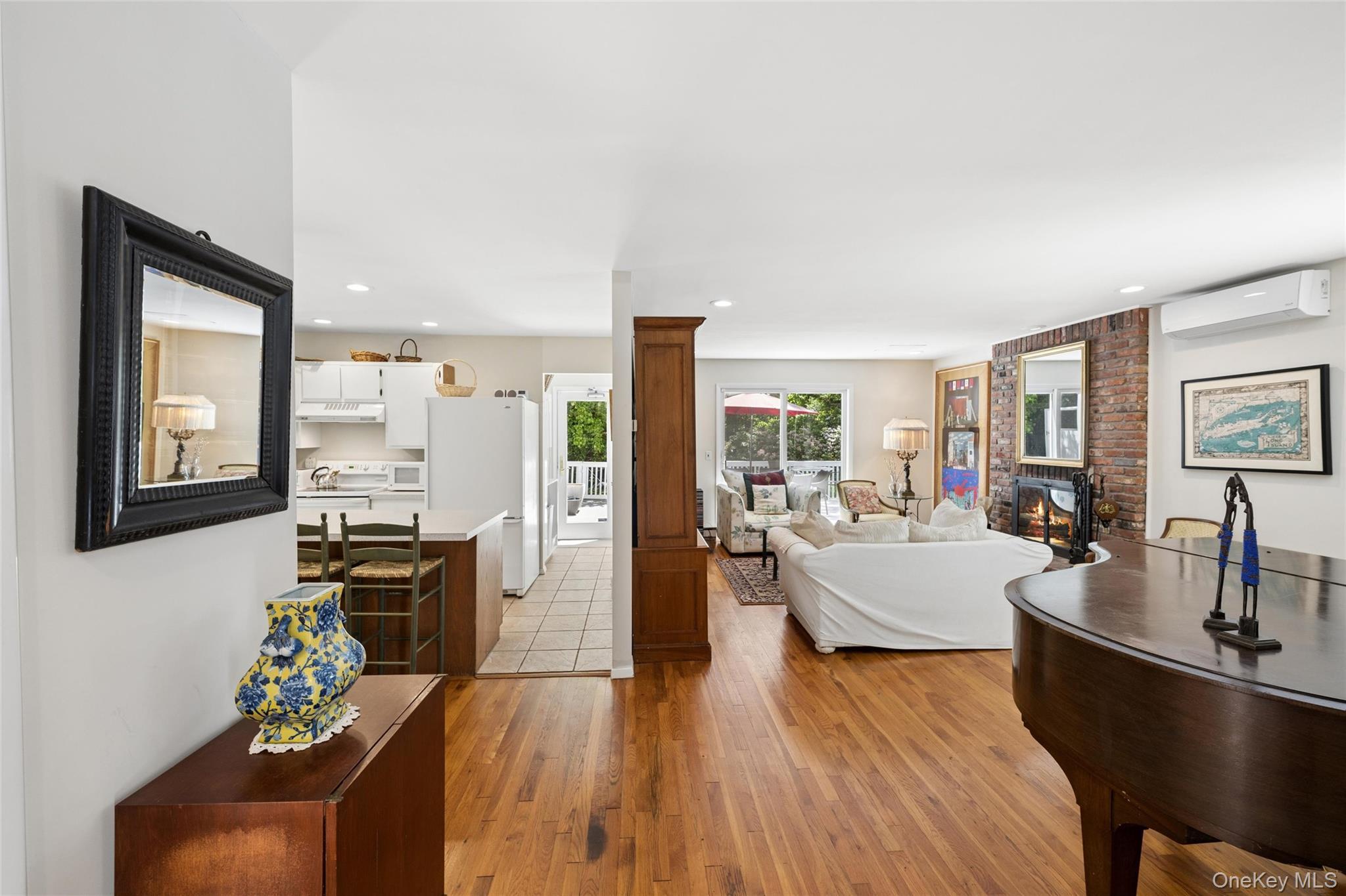 Single Family Hands Creek Road Suffolk County, NY 11937, MLS-1039312-11