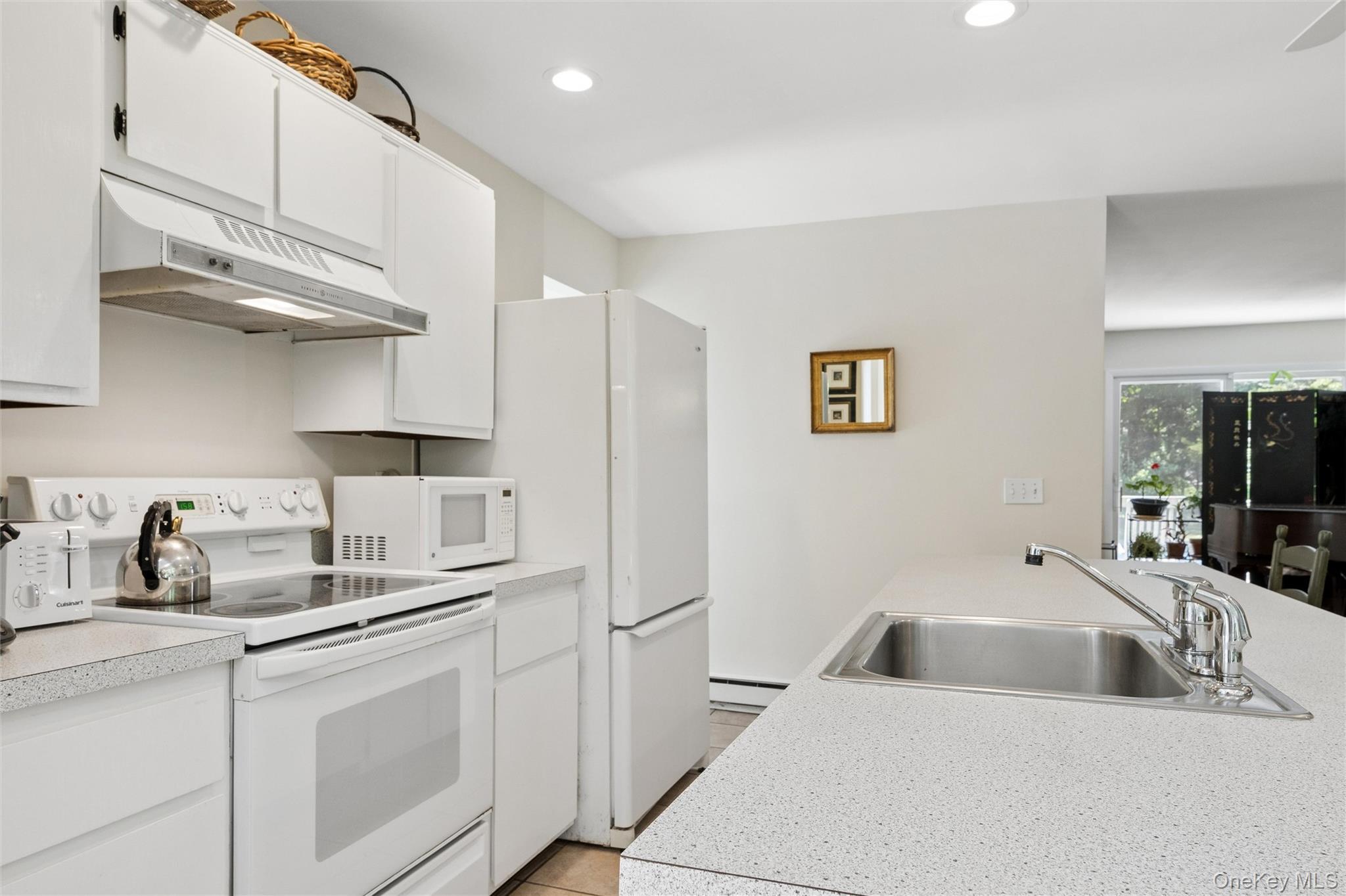 Single Family Hands Creek Road Suffolk County, NY 11937, MLS-1039312-8