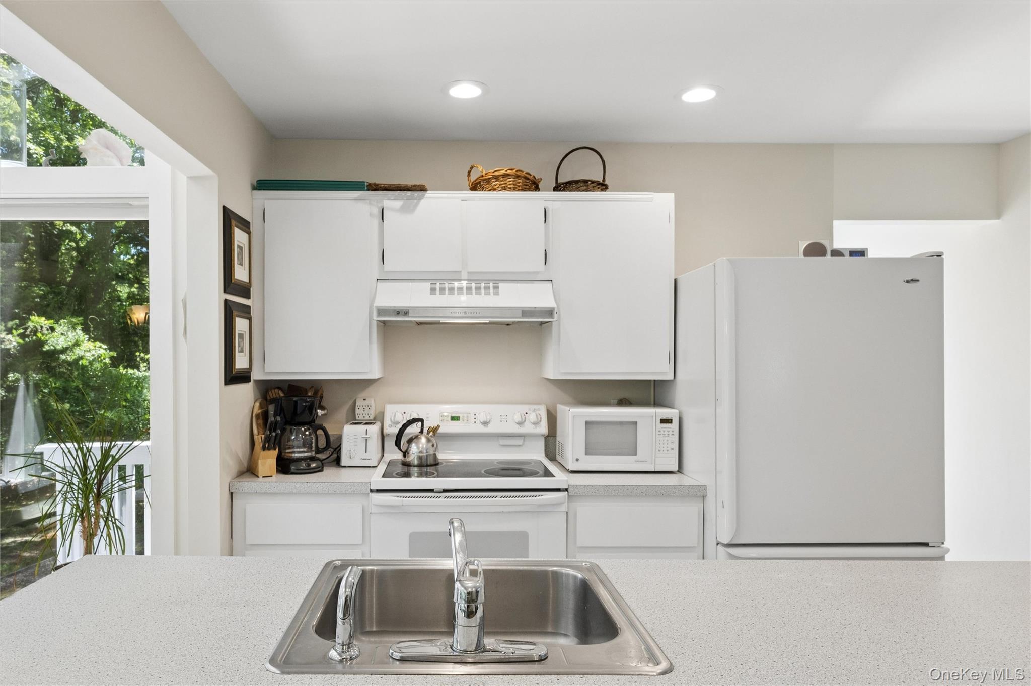 Single Family Hands Creek Road Suffolk County, NY 11937, MLS-1039312-9