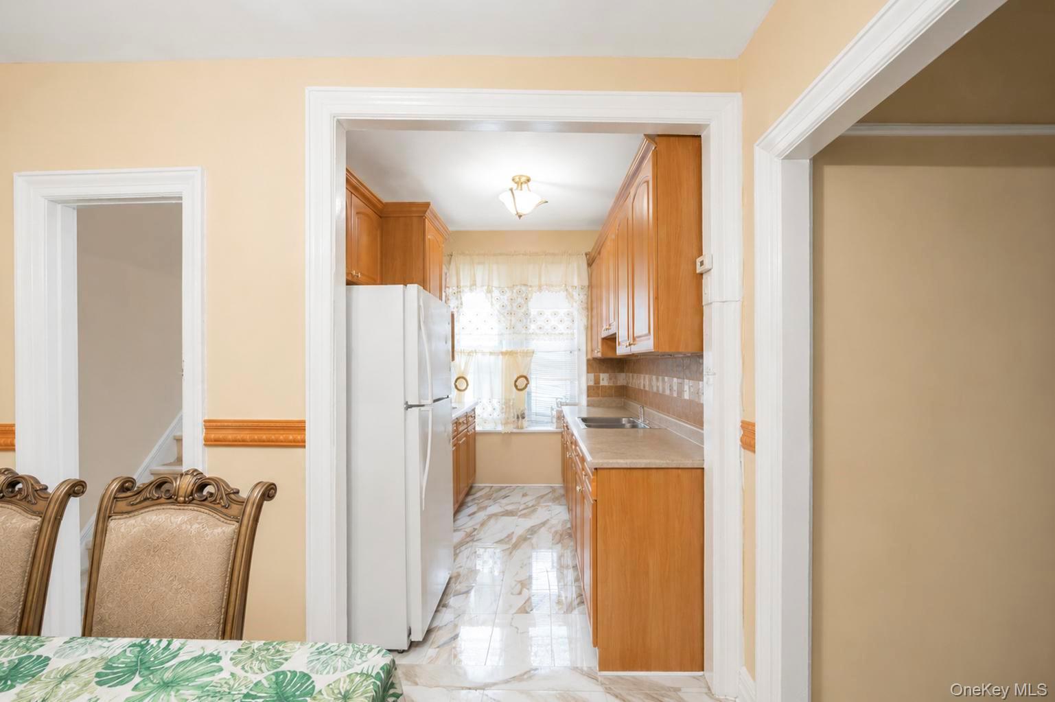 Single Family E 92nd Street  Brooklyn, NY 11212, MLS-1039318-35