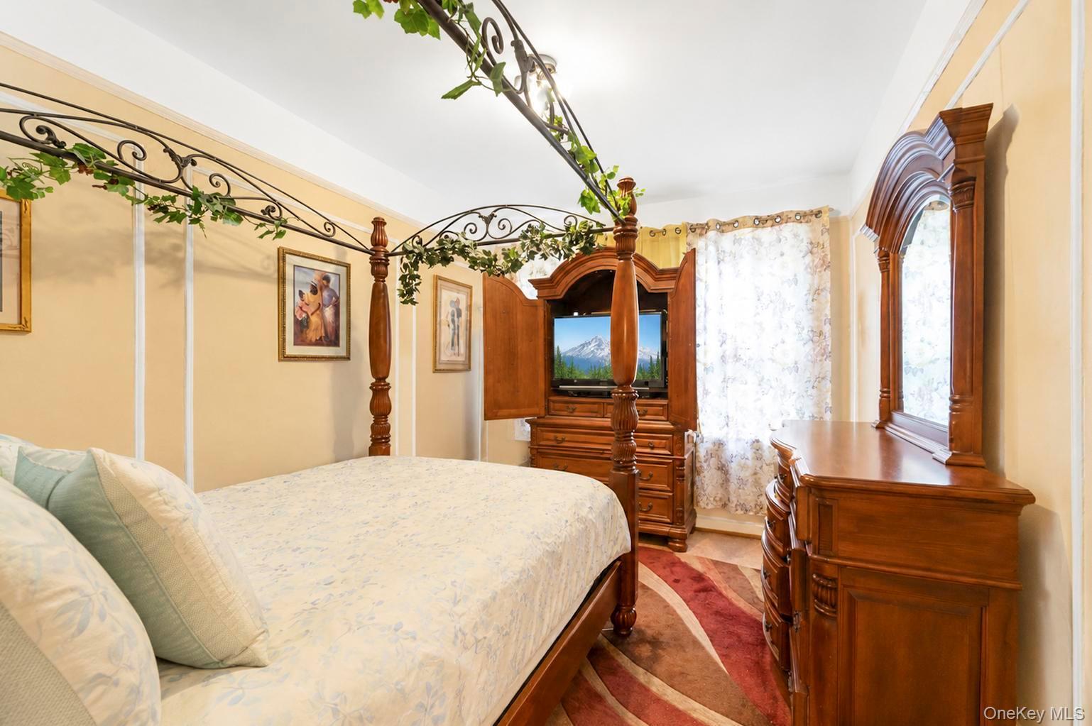 Single Family E 92nd Street  Brooklyn, NY 11212, MLS-1039318-39