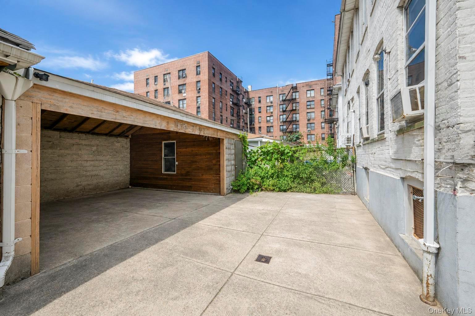 Single Family E 92nd Street  Brooklyn, NY 11212, MLS-1039318-4