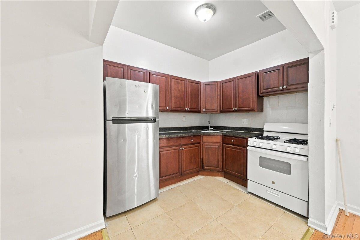 Single Family Clay Avenue  Bronx, NY 10456, MLS-1039344-3
