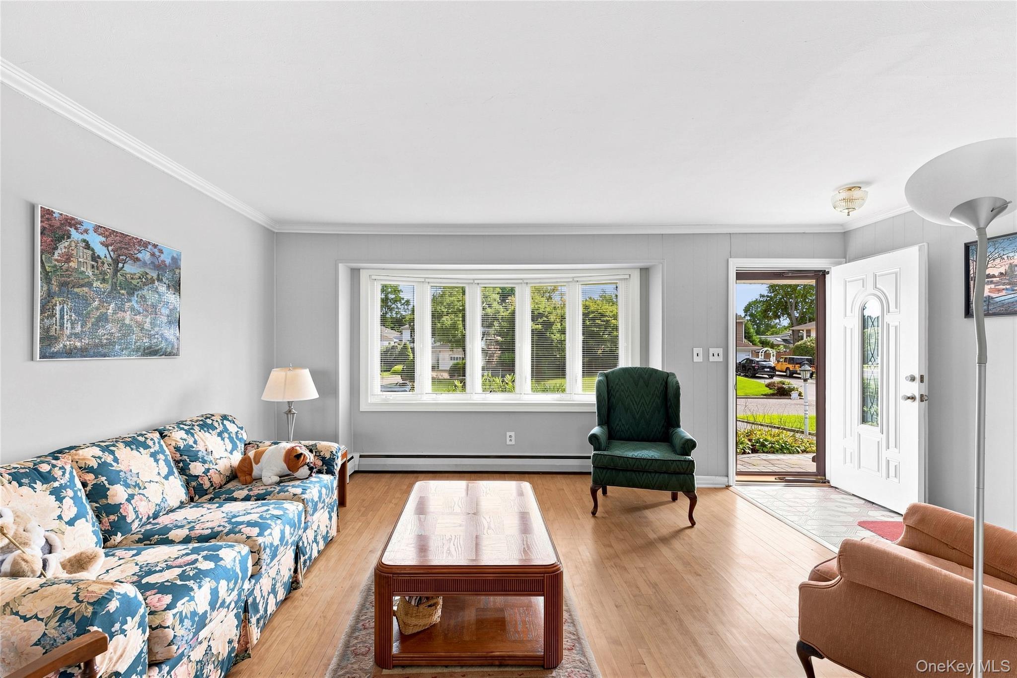 Single Family Cottonwood Drive Suffolk County, NY 11725, MLS-1039345-5