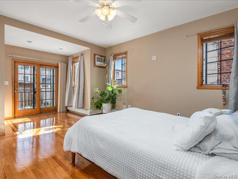 Single Family 74th Street Queens, NY 11379, MLS-1039347-6
