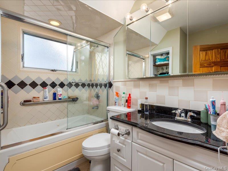 Single Family 74th Street Queens, NY 11379, MLS-1039347-8