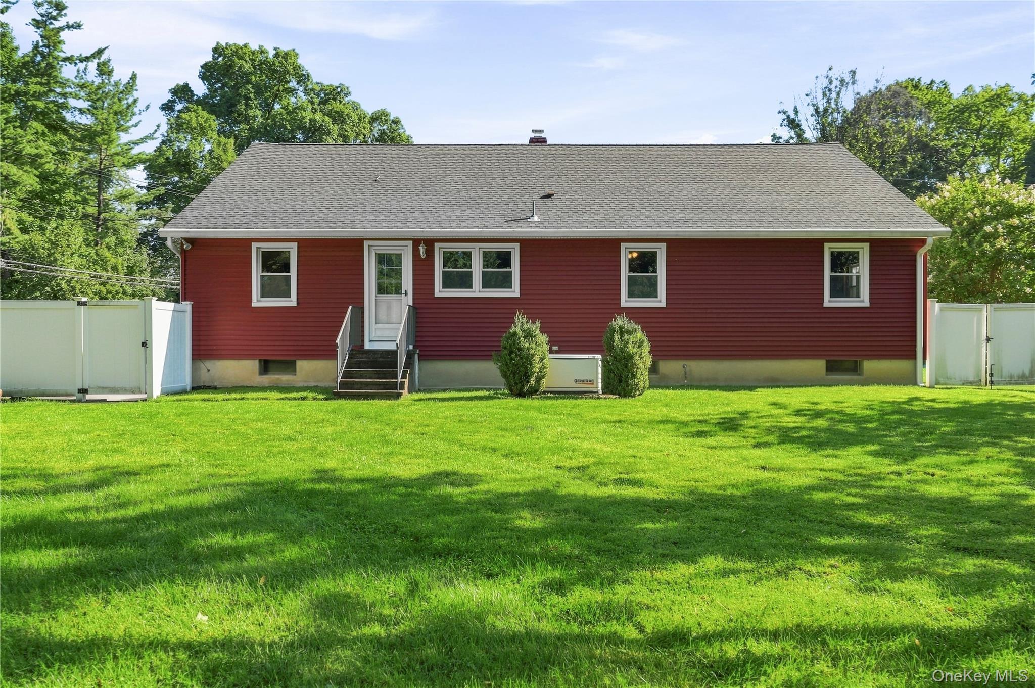 Single Family Henning Drive  Westchester County, NY 10567, MLS-1039350-17