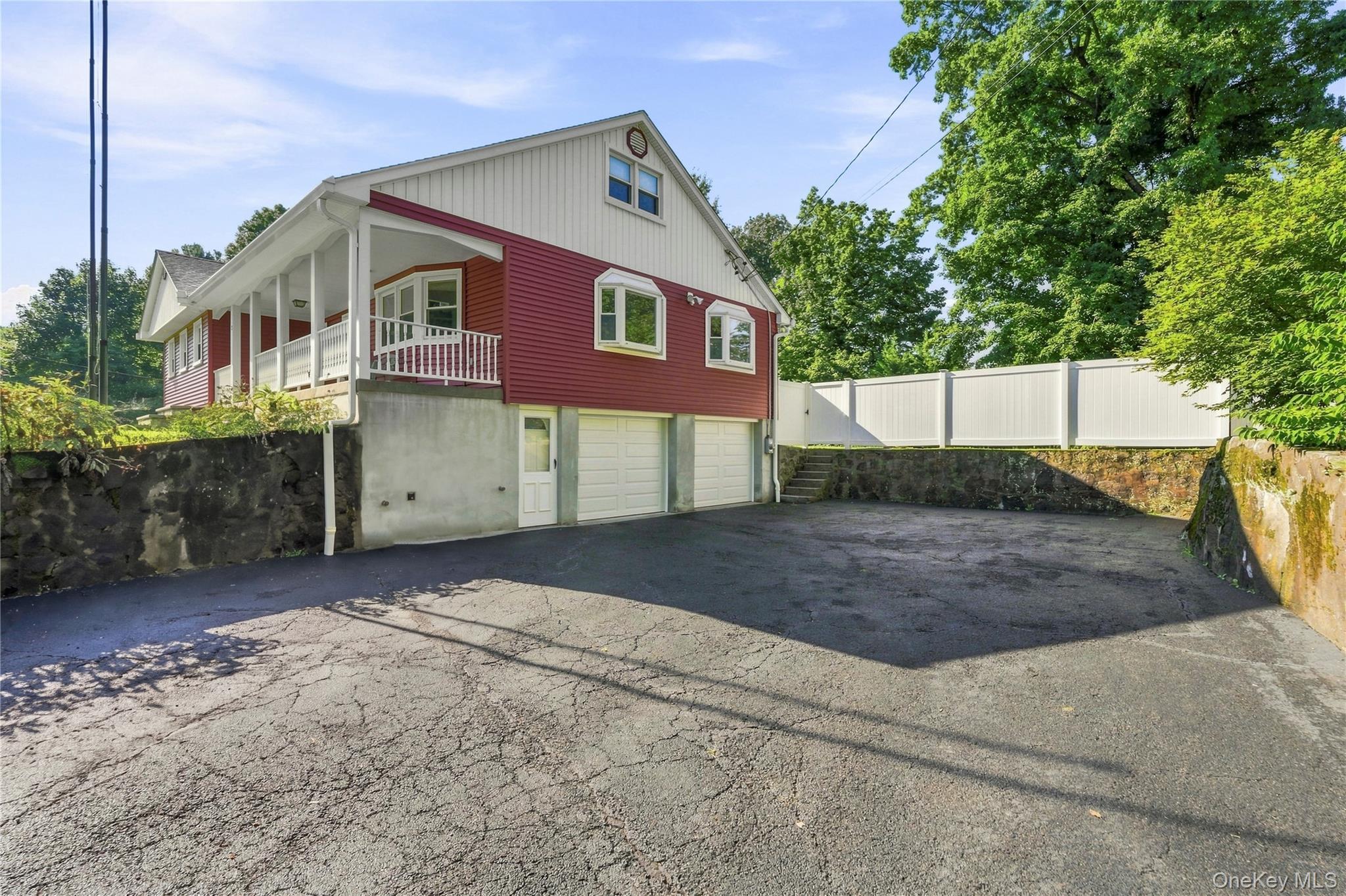 Single Family Henning Drive  Westchester County, NY 10567, MLS-1039350-4