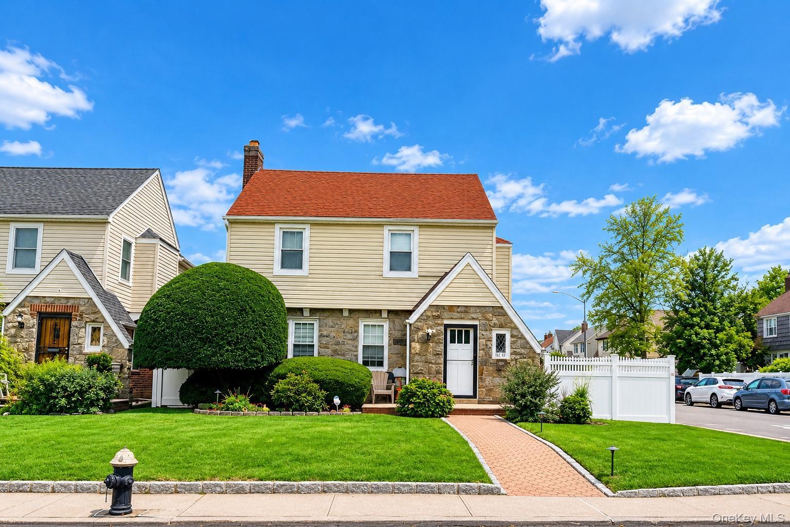 Single Family 169th Street  Queens, NY 11357, MLS-1039357-6