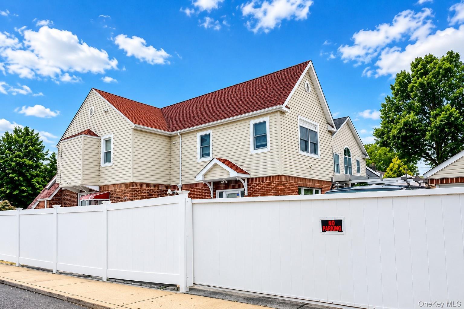 Single Family 169th Street  Queens, NY 11357, MLS-1039357-7
