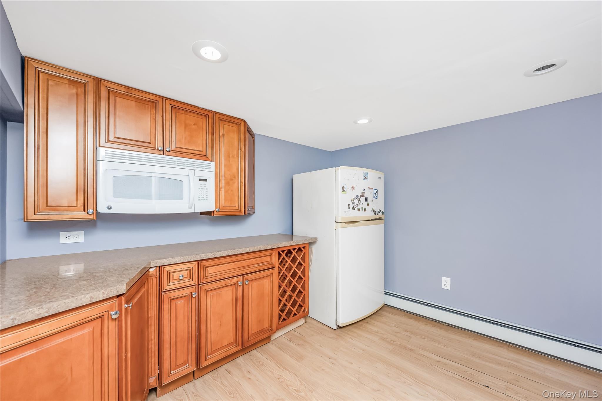Single Family Delano Place  Suffolk County, NY 11704, MLS-1039362-27