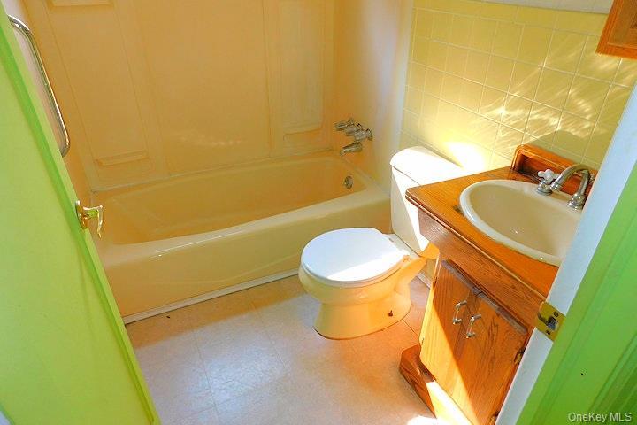 Single Family Farm Lane  Dutchess County, NY 12538, MLS-1039366-16