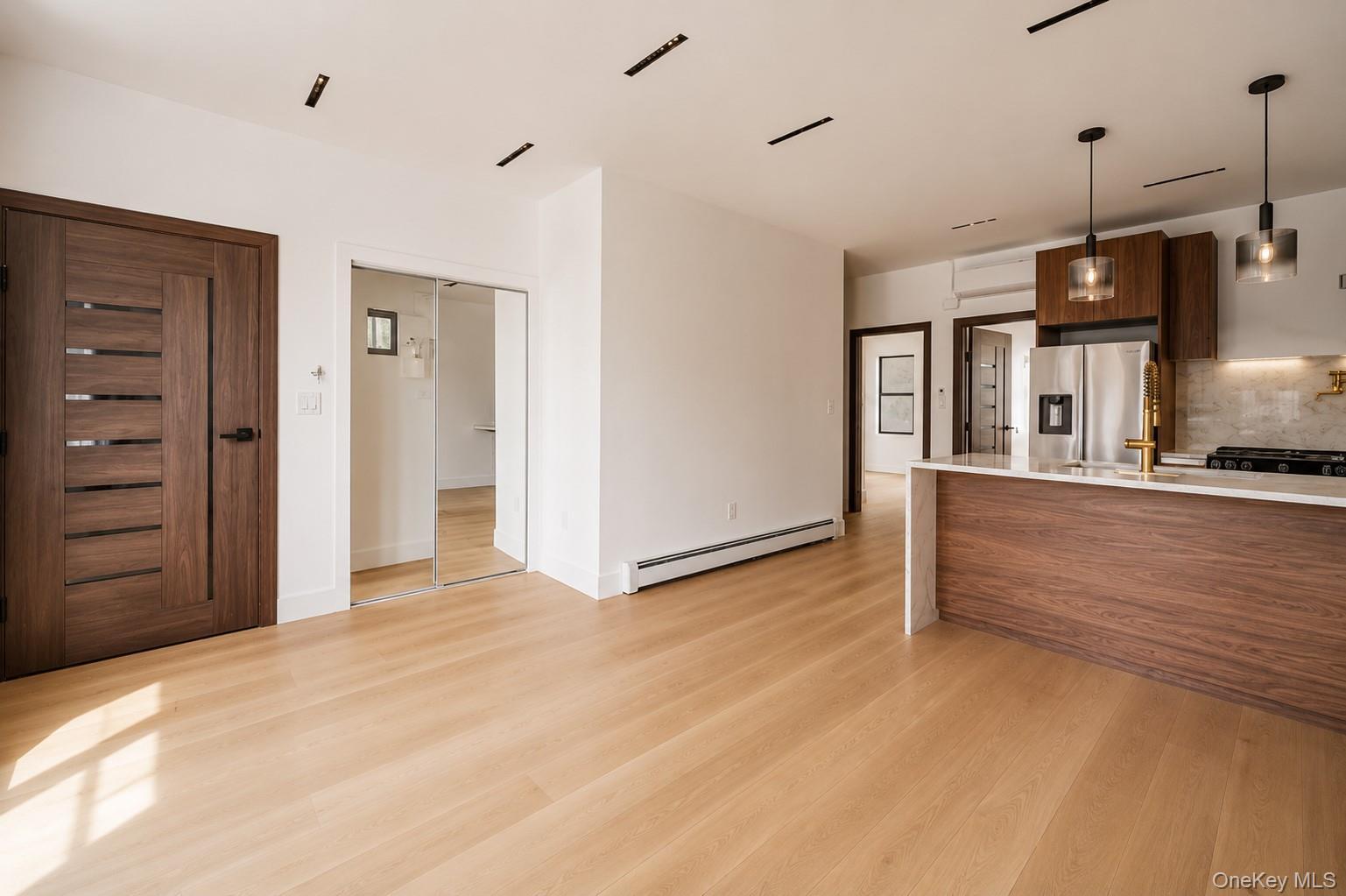 Single Family 35th Street Queens, NY 11101, MLS-1039374-4